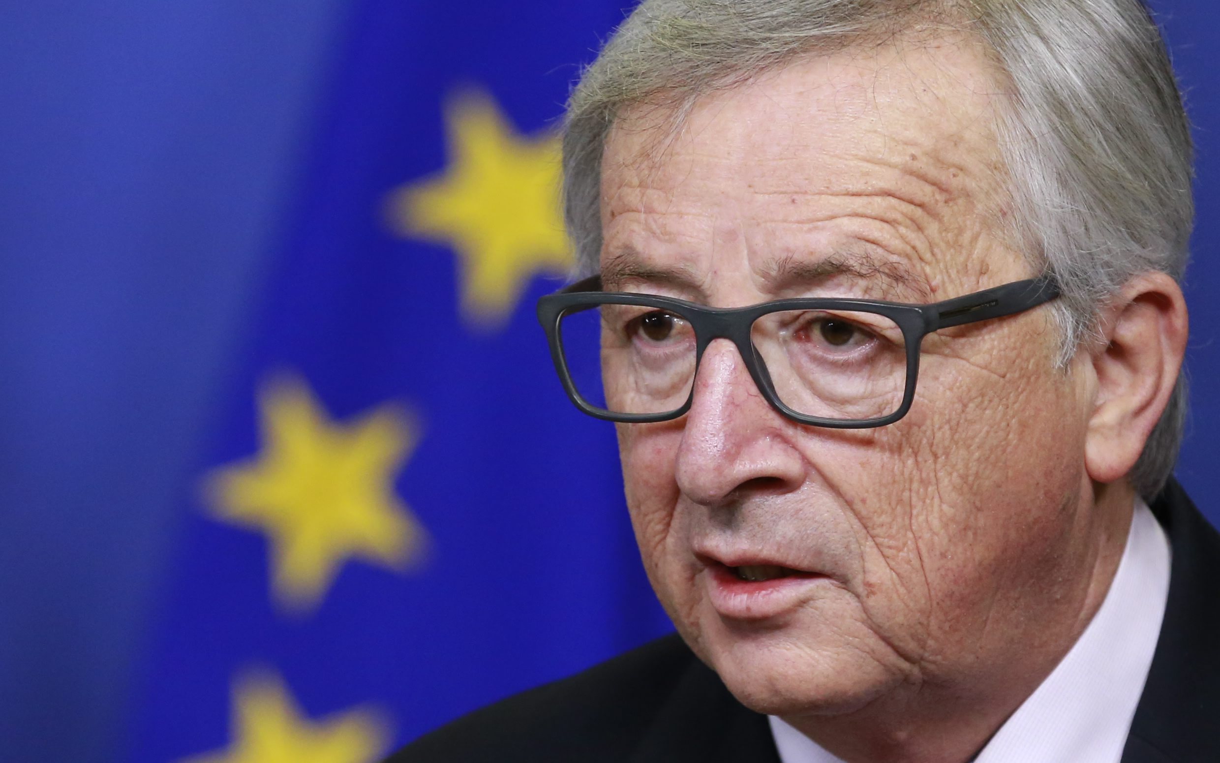“Não há marcha atrás” no acordo de Paris, diz Juncker
