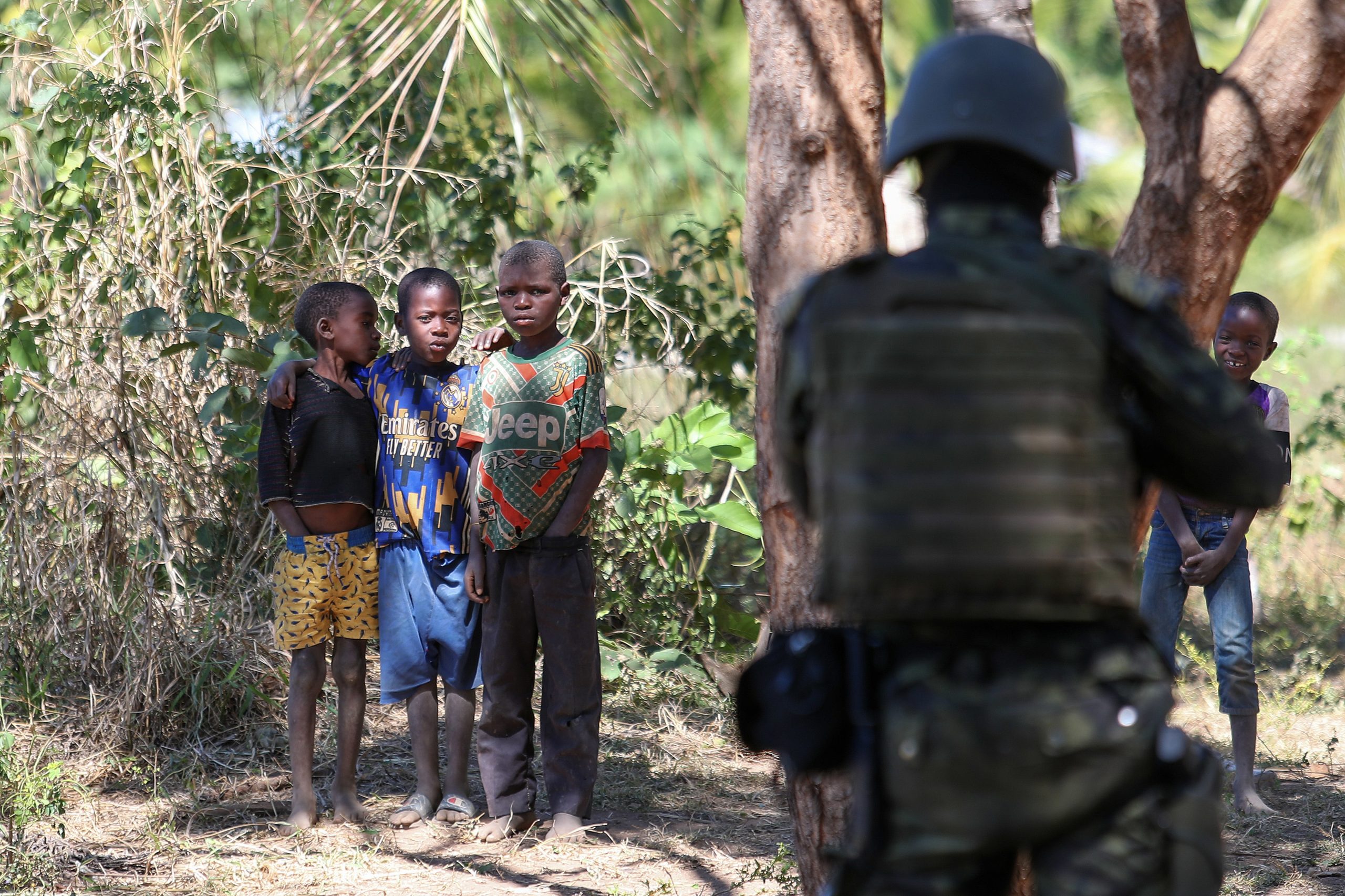 Estudar no meio dos ataques terroristas: Instituto Camões acompanha alunos em Cabo Delgado