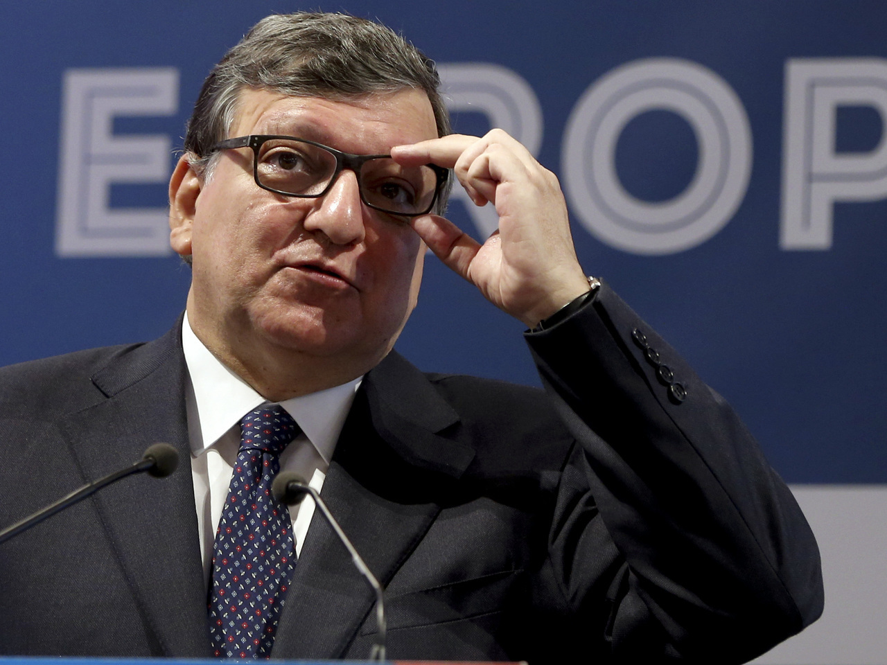 Durão Barroso queixa-se de tratamento discriminatório por parte da Comissão
