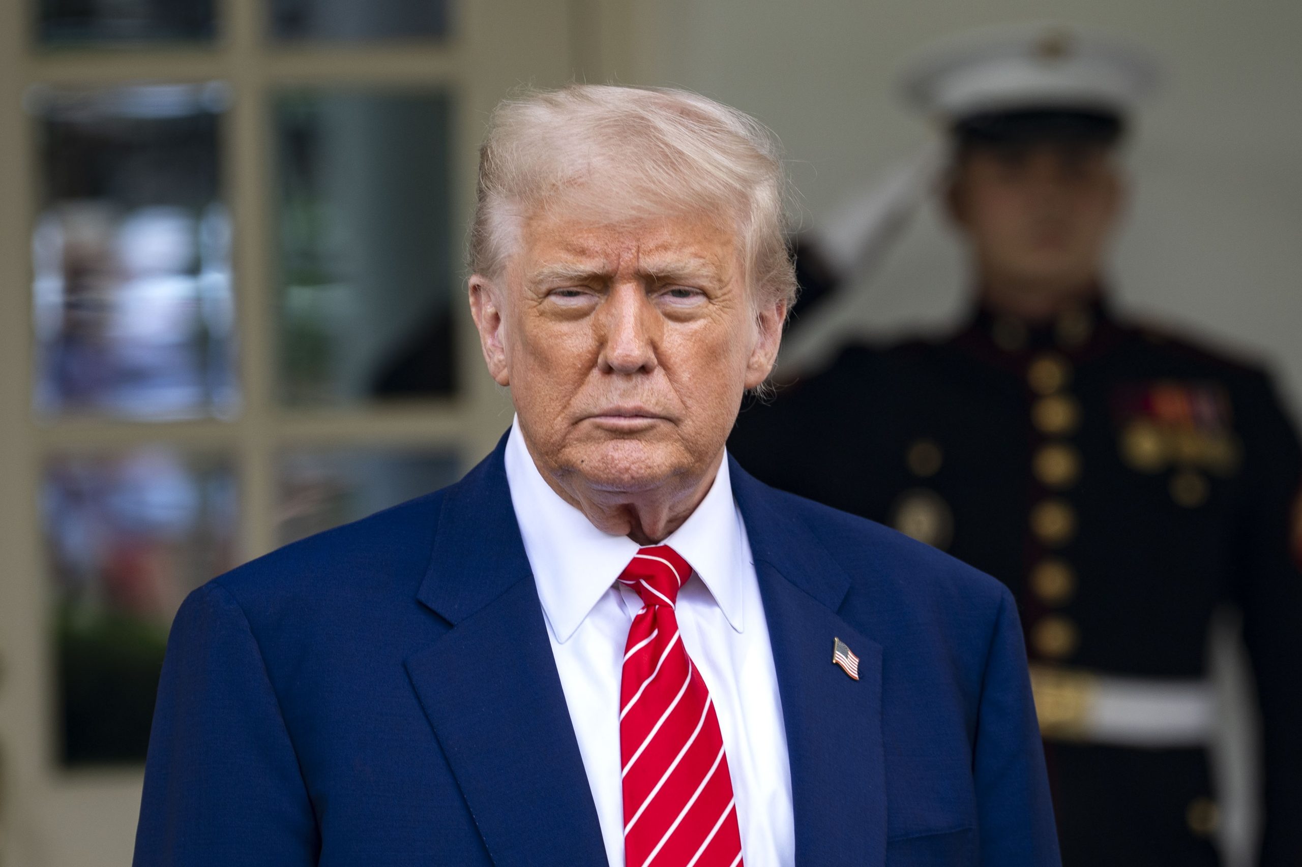 Trump diz que China abrir-se-á aos EUA com acordo comercial