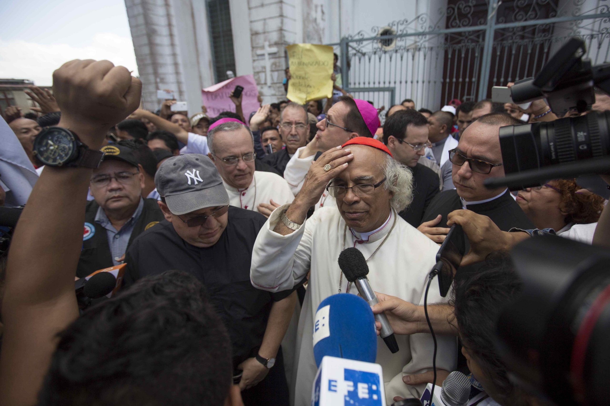 Cardeal Leopoldo Brenes diz que Igreja Católica é perseguida na Nicarágua