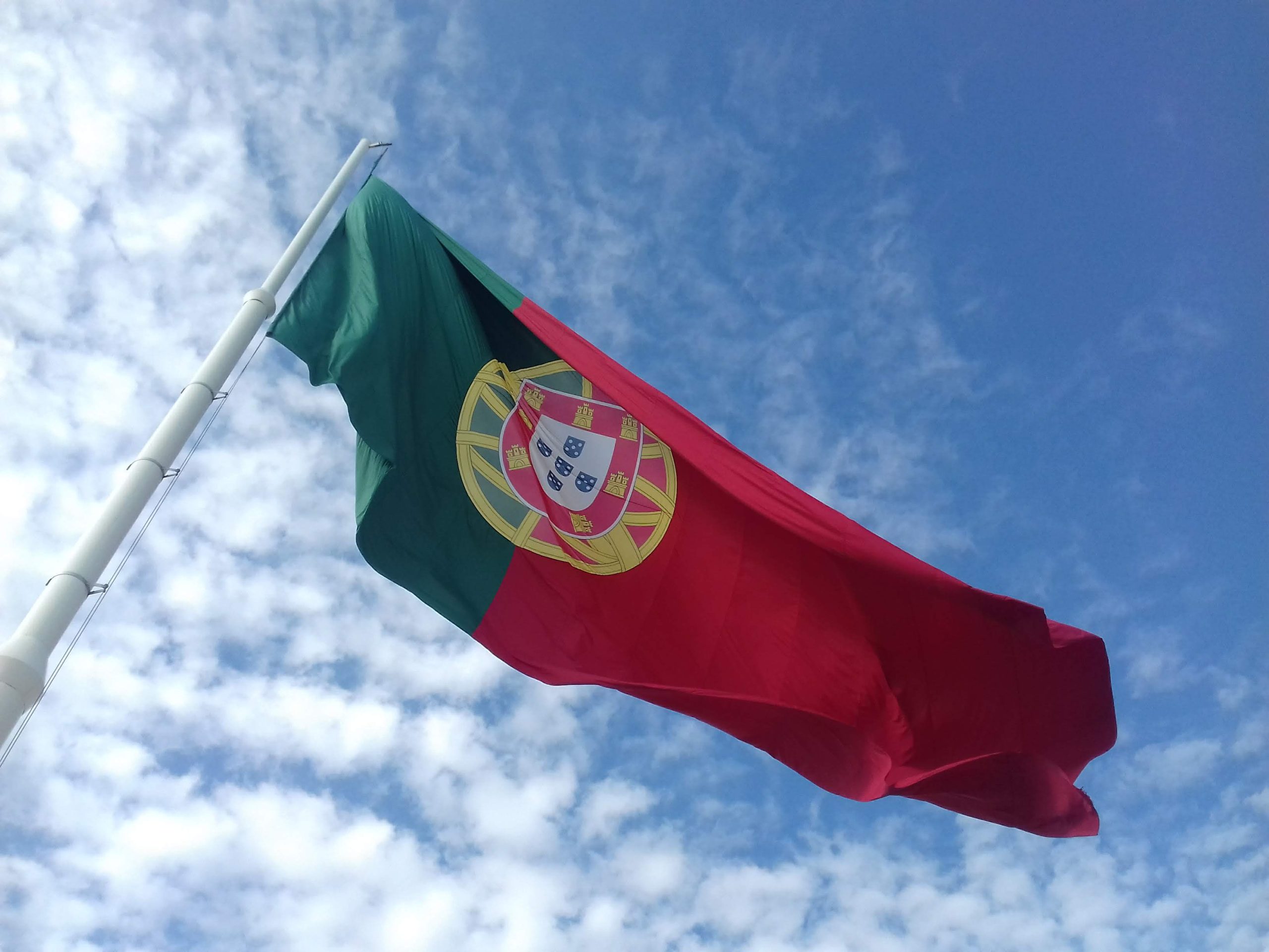 Governo apresenta linha de crédito para empresários portugueses regressarem da Venezuela