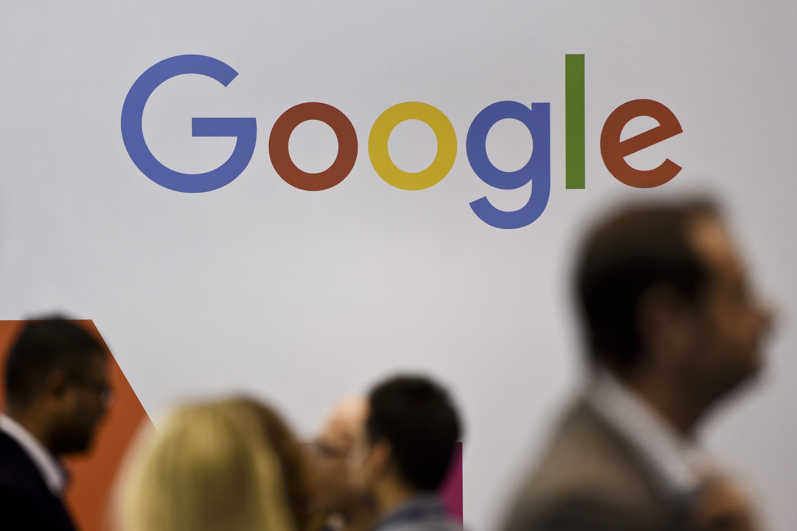 Costa anuncia investimento da Google em Portugal que vai criar 500 postos de trabalho