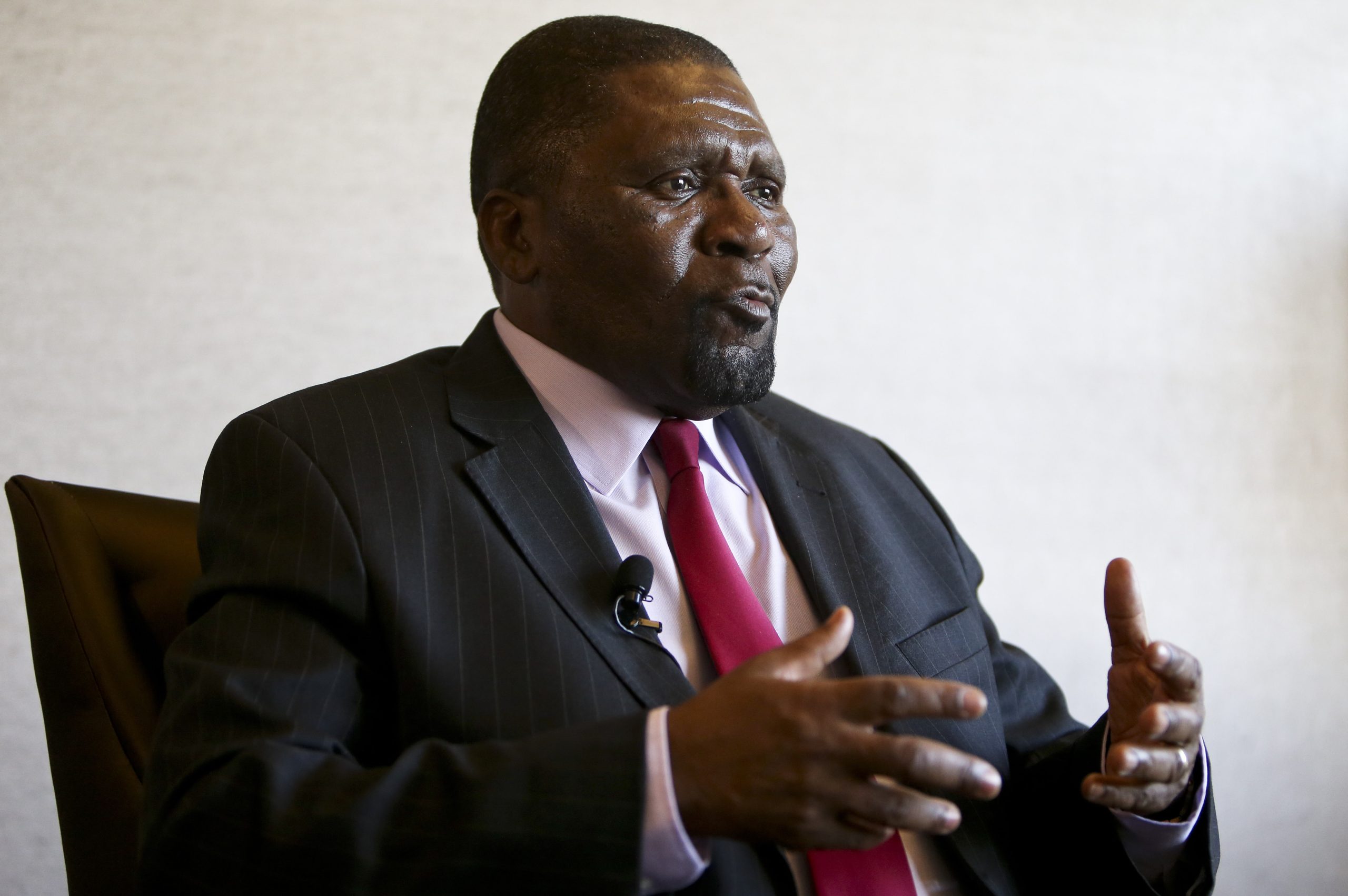 Angola ainda “está longe” de ser uma “democracia autêntica”, diz líder da UNITA