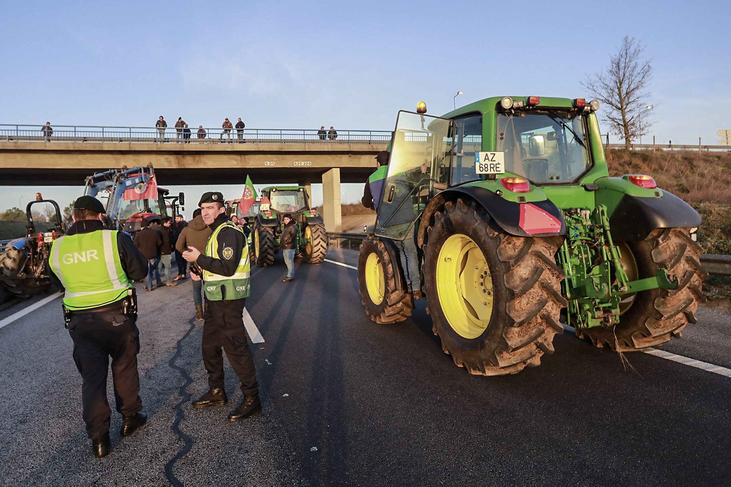 Agricultores: Manifestantes em Vila Verde de Ficalho preveniram-se com a ‘bucha’