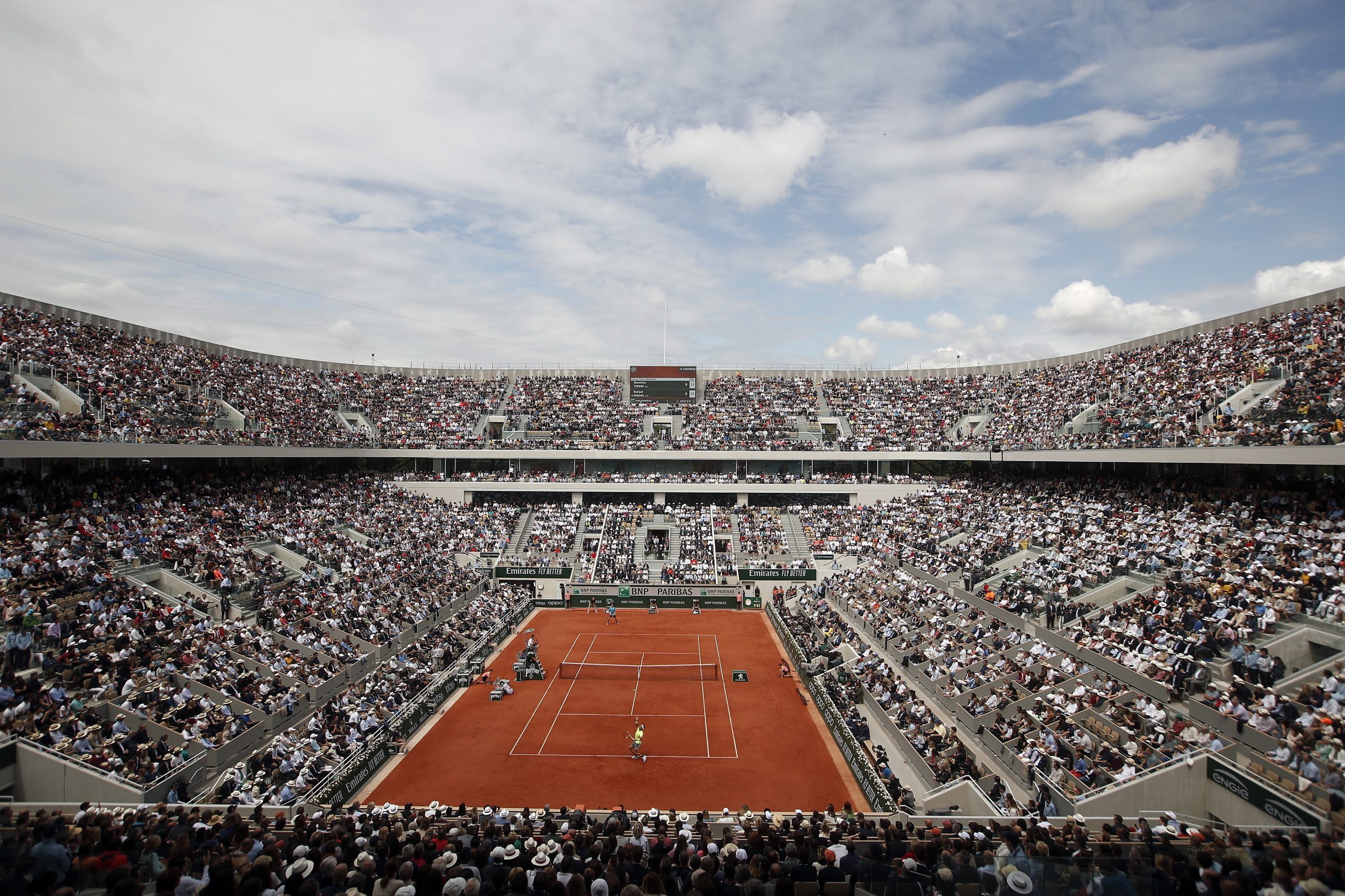 Federação Francesa de Ténis admite Roland Garros à porta fechada