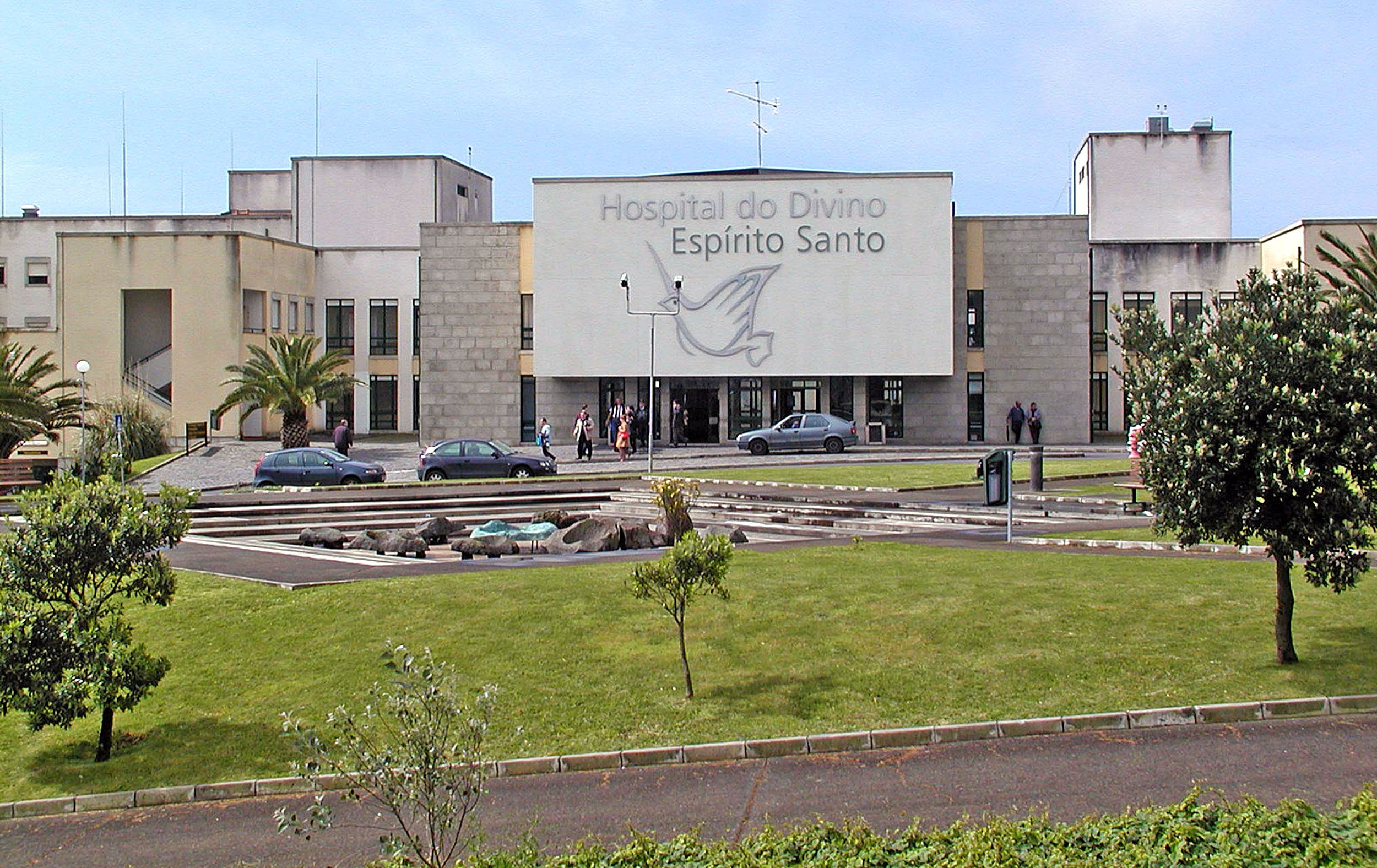Opção pelo hospital modular em Ponta Delgada foi baseada em “orientações clínicas”