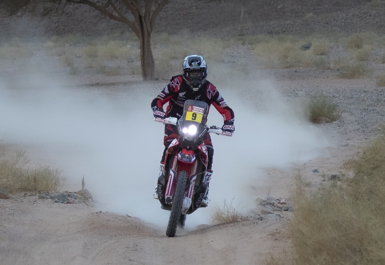 Rali Dakar. Ricky Brabec vence e chega ao dia de descanso na frente das motas