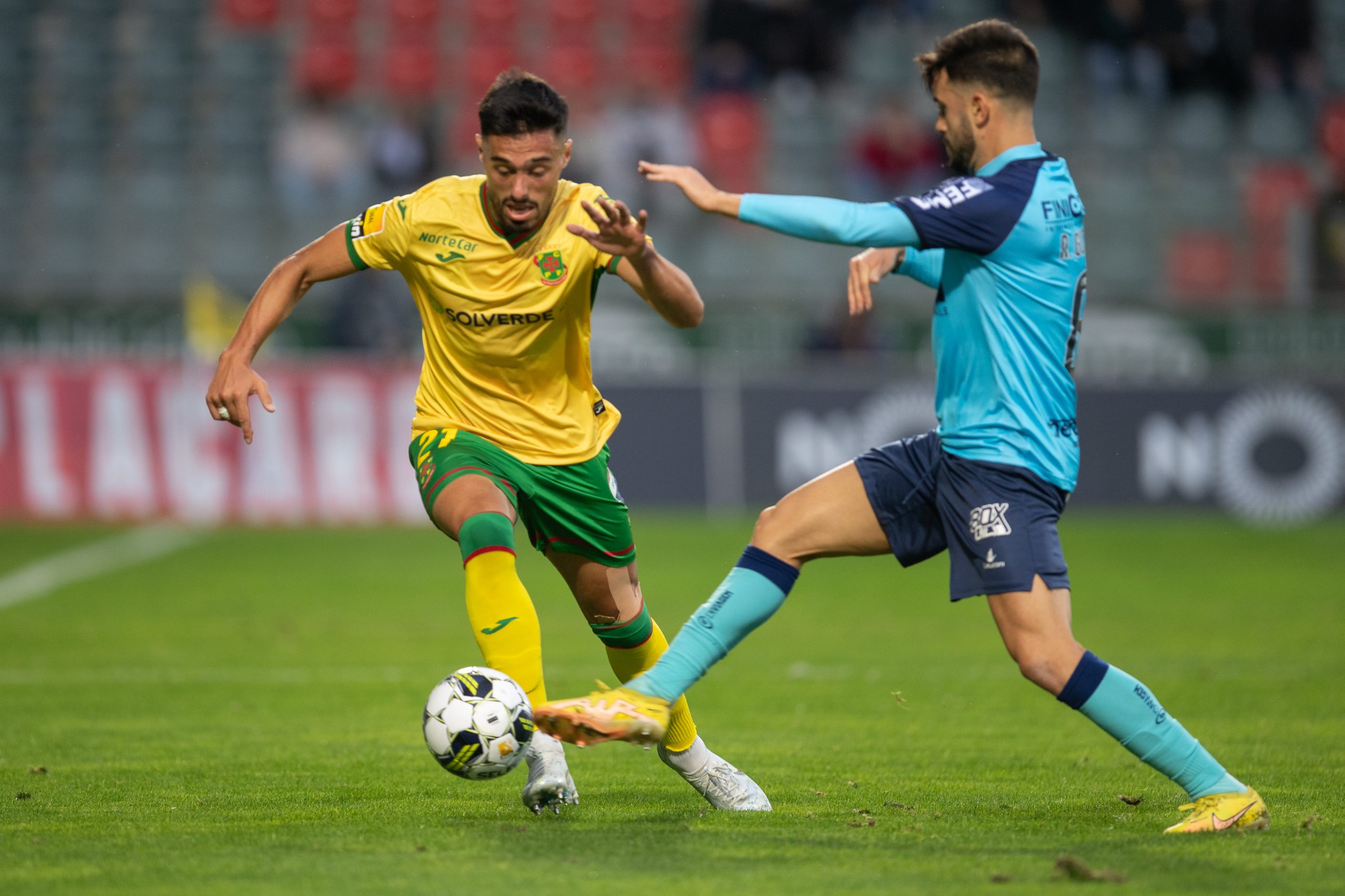 I Liga: Vizela regressa às vitórias na visita ao lanterna-vermelha Paços de Ferreira