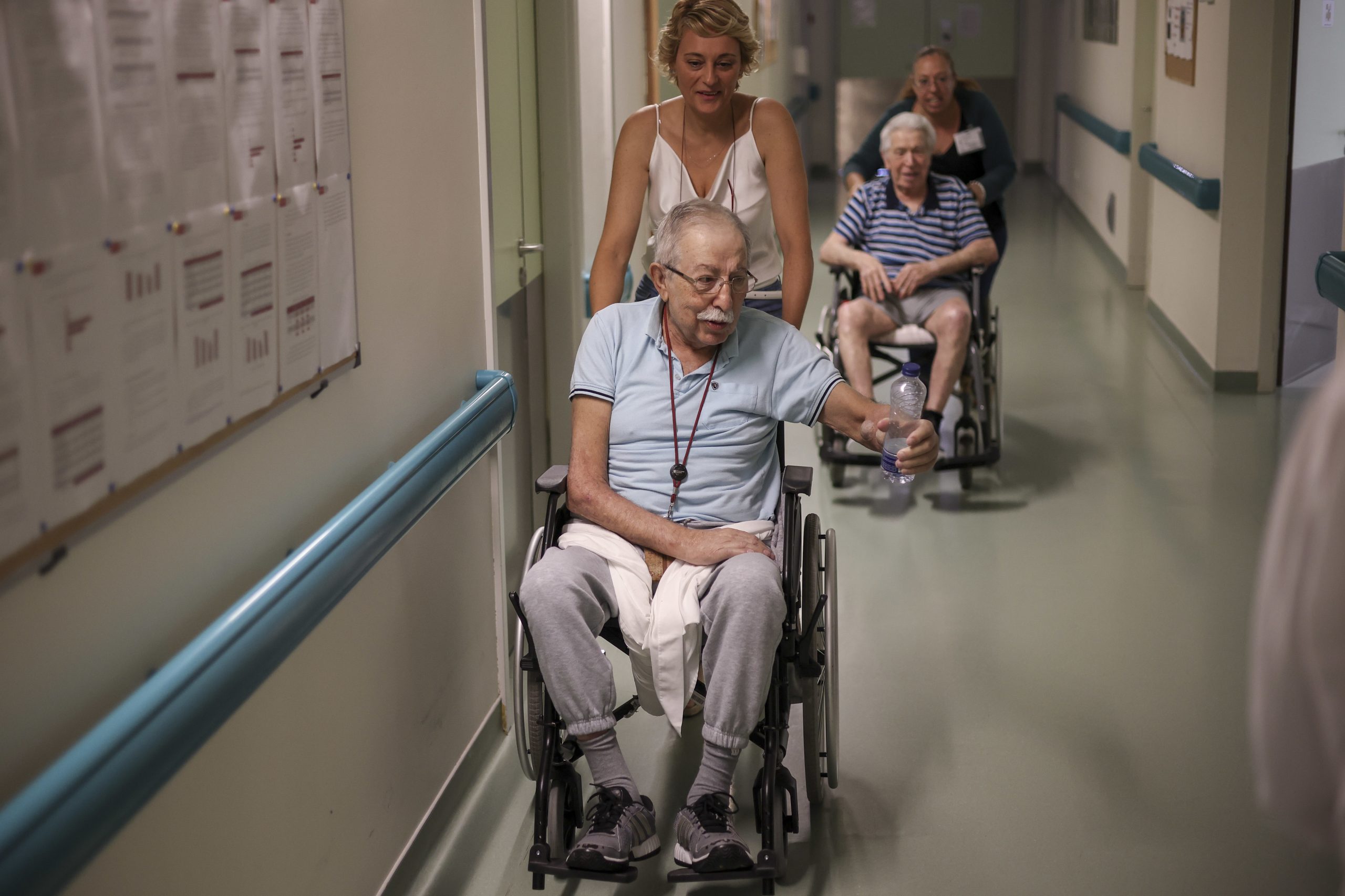 Unidades de cuidados continuados queixam-se do aumento de tarefas burocráticas dos utentes que não têm familiares