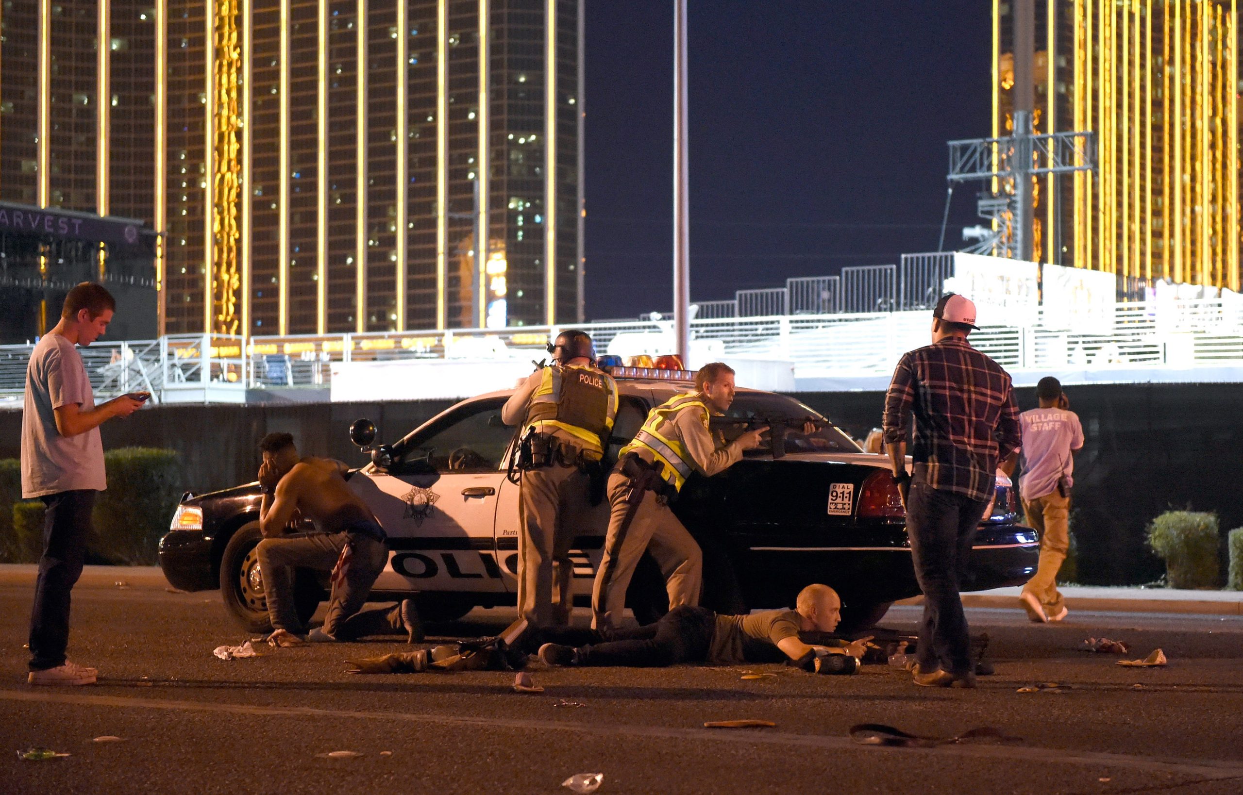 Las Vegas: Pelo menos 58 mortos e 515 feridos, FBI nega relação com terrorismo