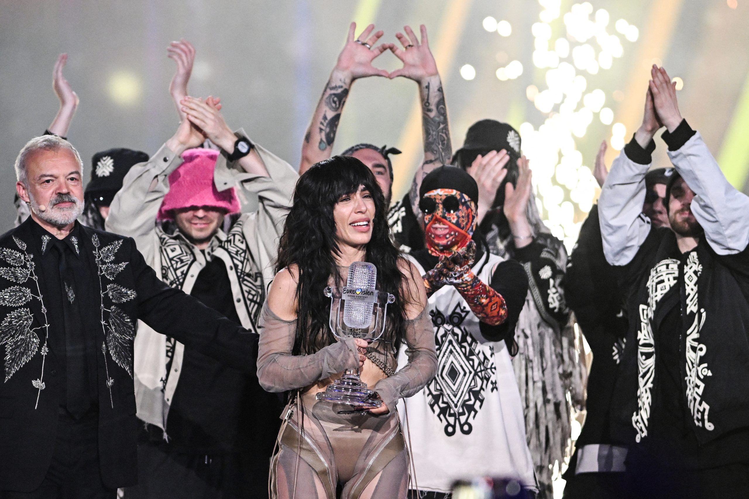 Está a chegar a Eurovisão: Polémicas, apostas e… ABBA? Tudo o que precisa de saber sobre o festival