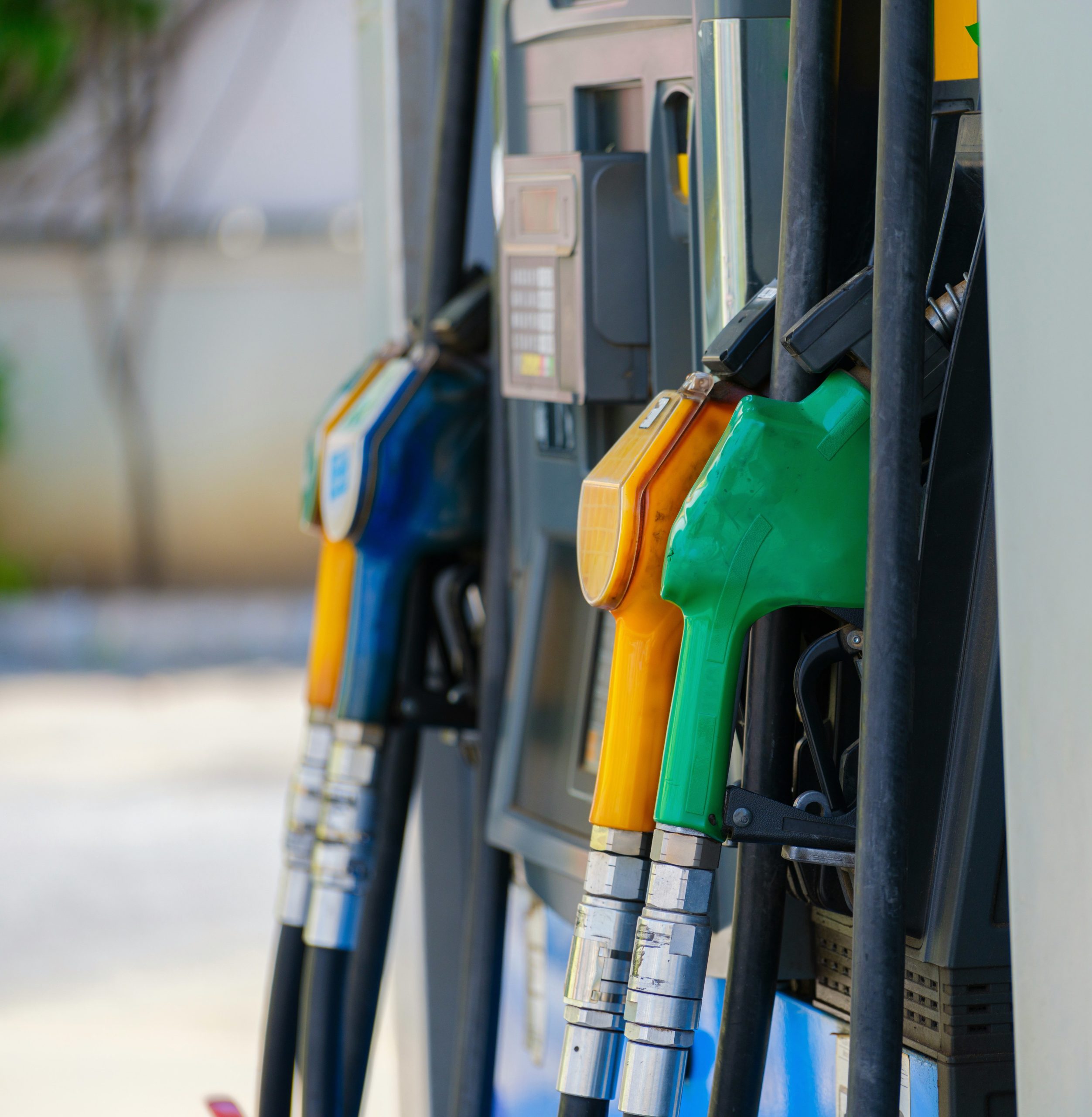 Gasóleo e gasolina mais baratos na próxima semana
