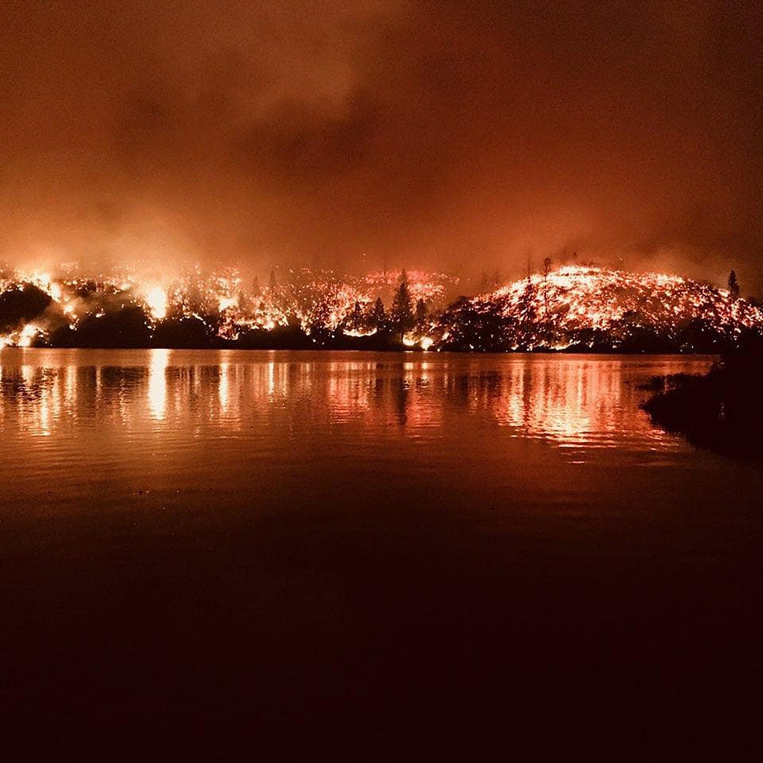 Trump declara estado de emergência na Califórnia devido a incêndio