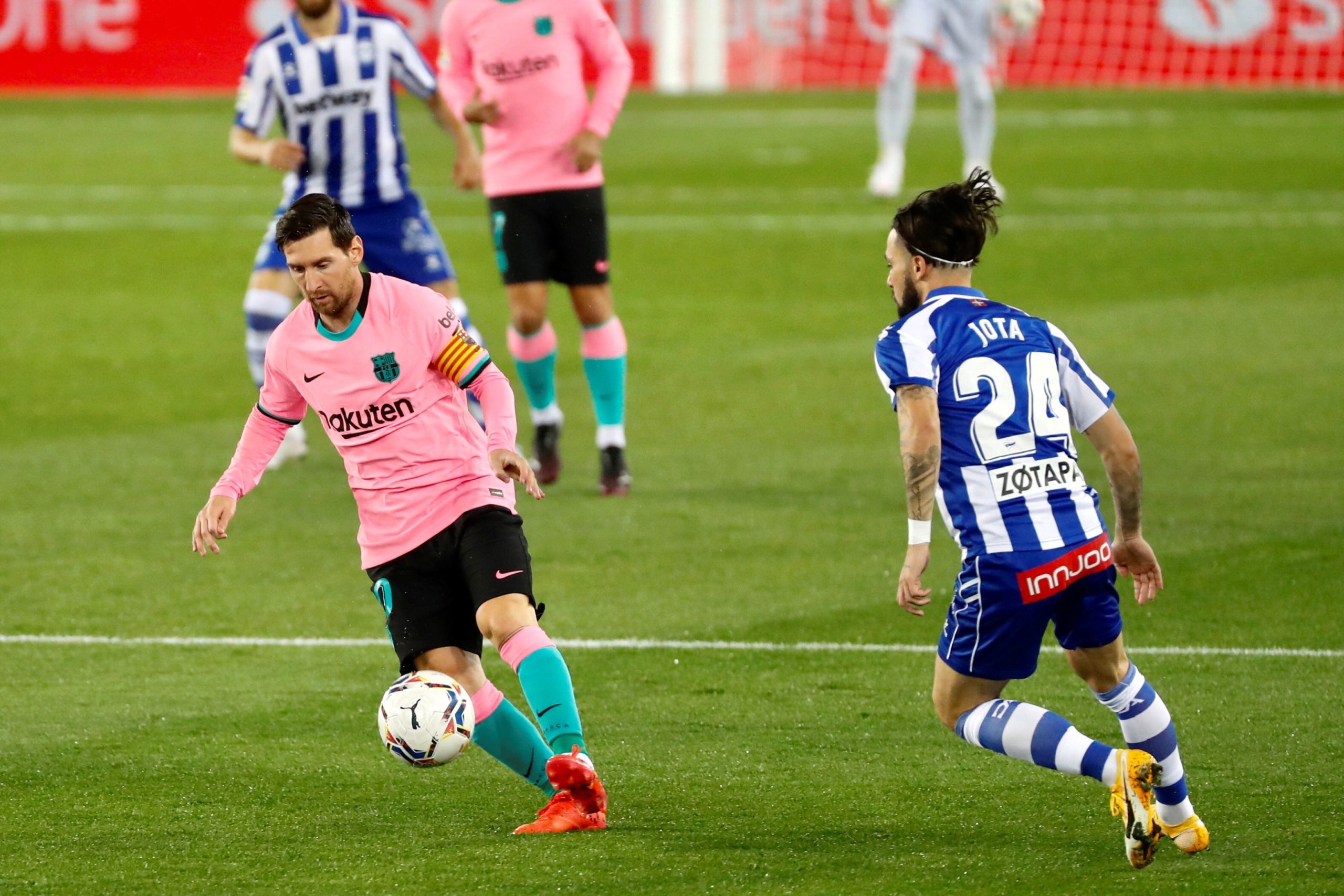 FC Barcelona desperdiça oportunidades e vantagem numérica em Alavés