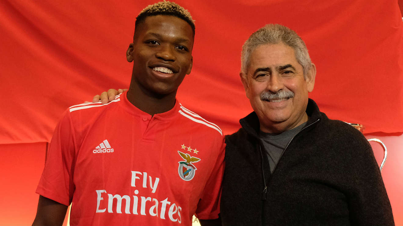Florentino Luís renova com Benfica