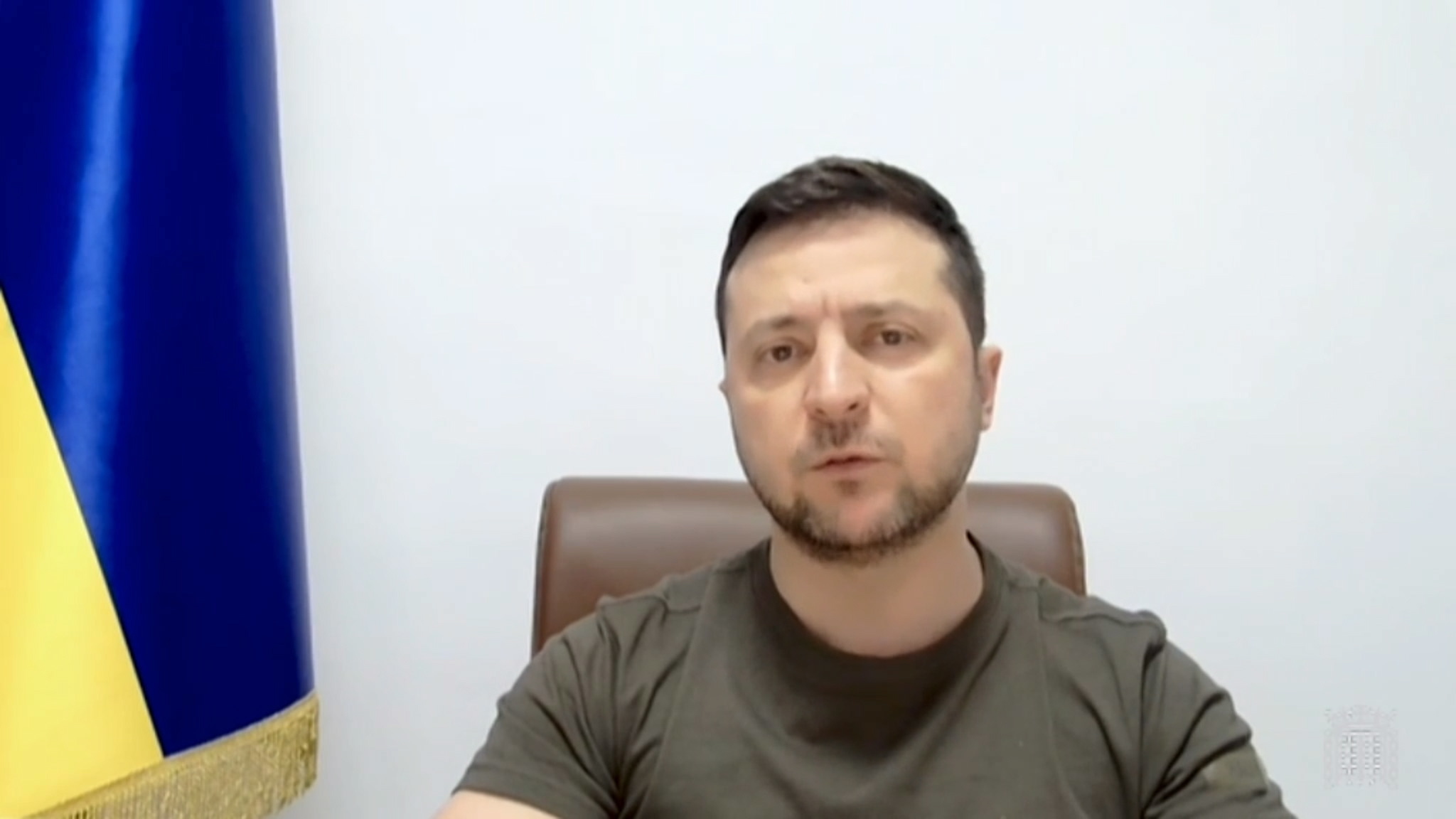 Zelensky garante novas ações para enviar ajuda à cidade de Mariupol