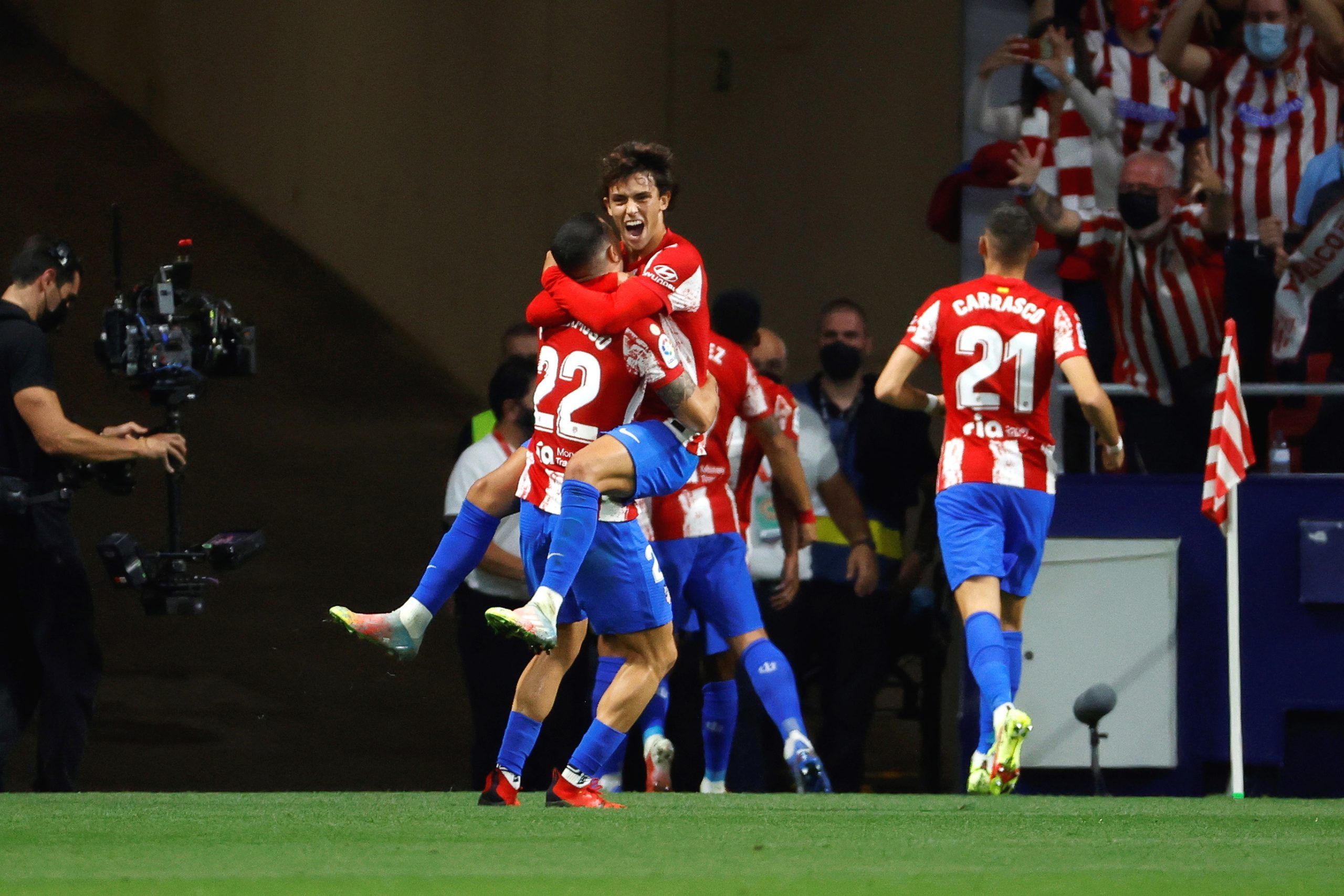 João Félix diz que a “regularidade que pedem” pode chegar com “mais jogos a titular”