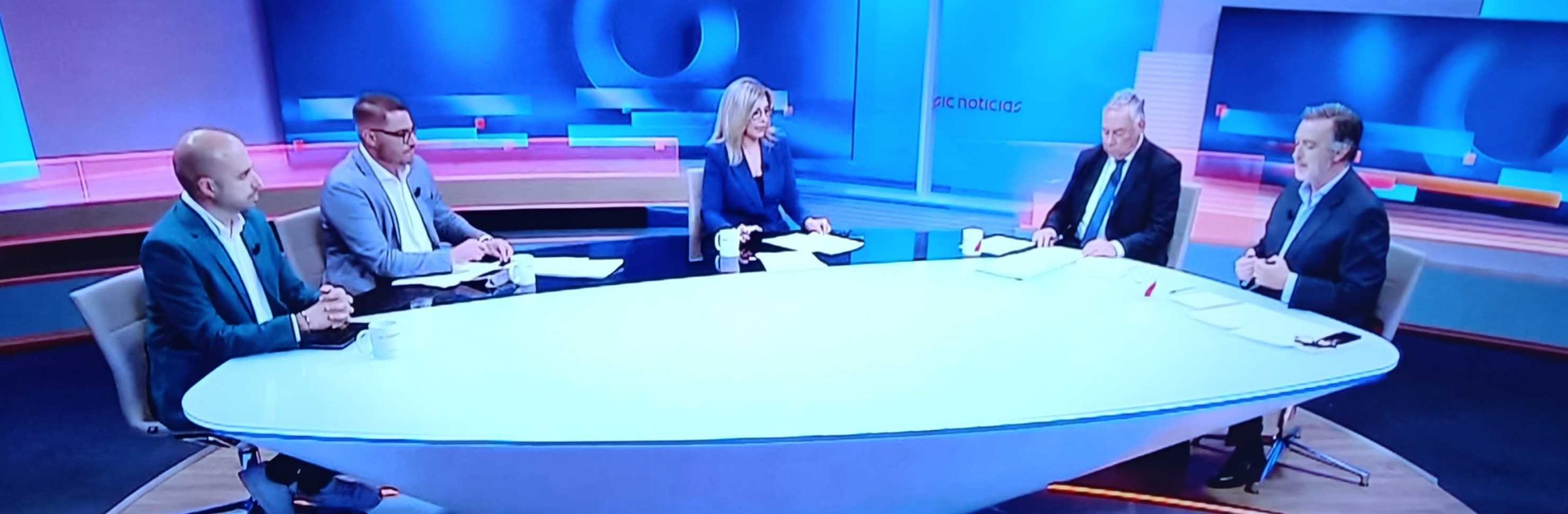 Num debate onde se falou de desinformação, Cotrim foi fazendo “fact checking” aos candidatos