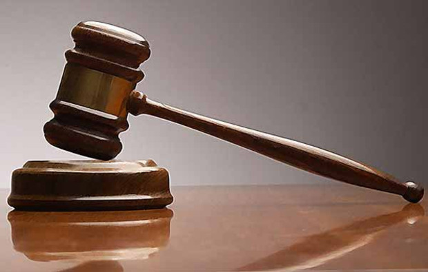 Mãe julgada por matar recém-nascido pede para falar no Tribunal à porta fechada