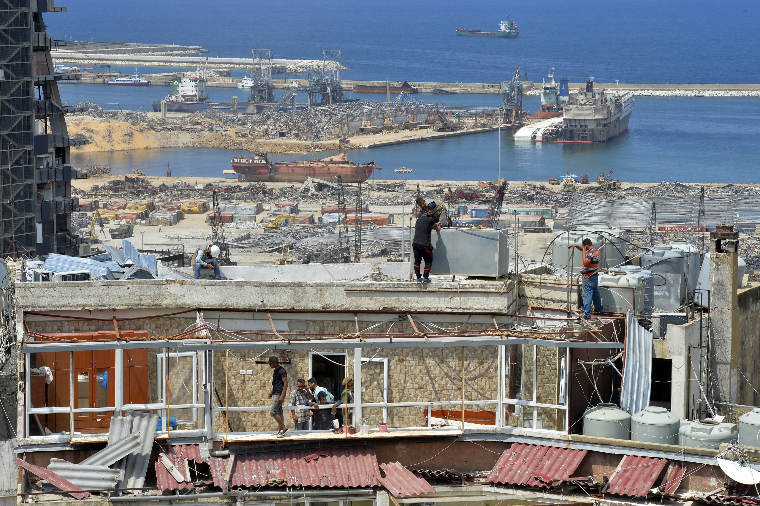 União Europeia entrega 30 toneladas de ajuda portuguesa e alemã a Beirute