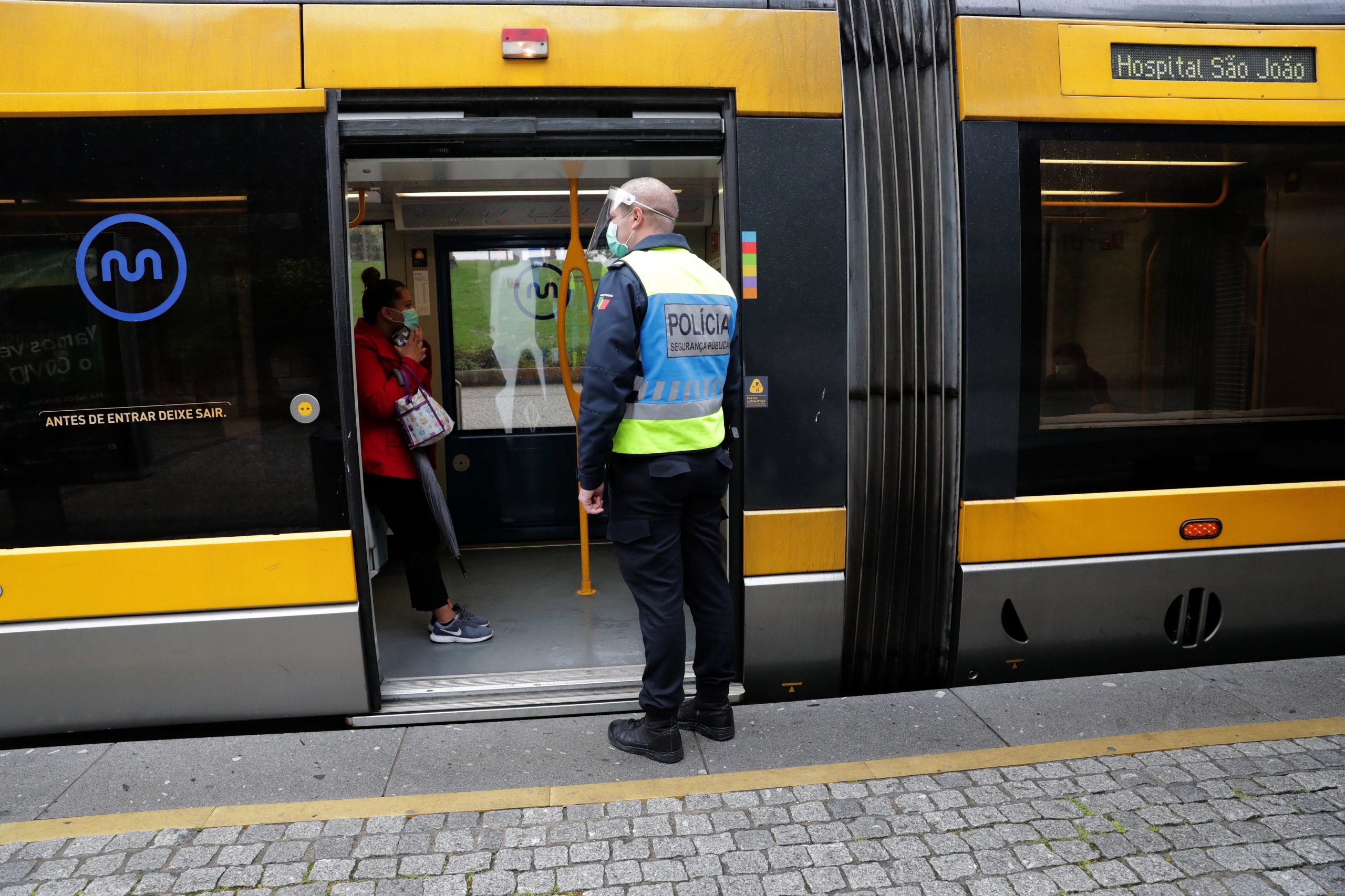 Metro do Porto autorizada a tomar a posse de imóveis para construir Linha Rosa