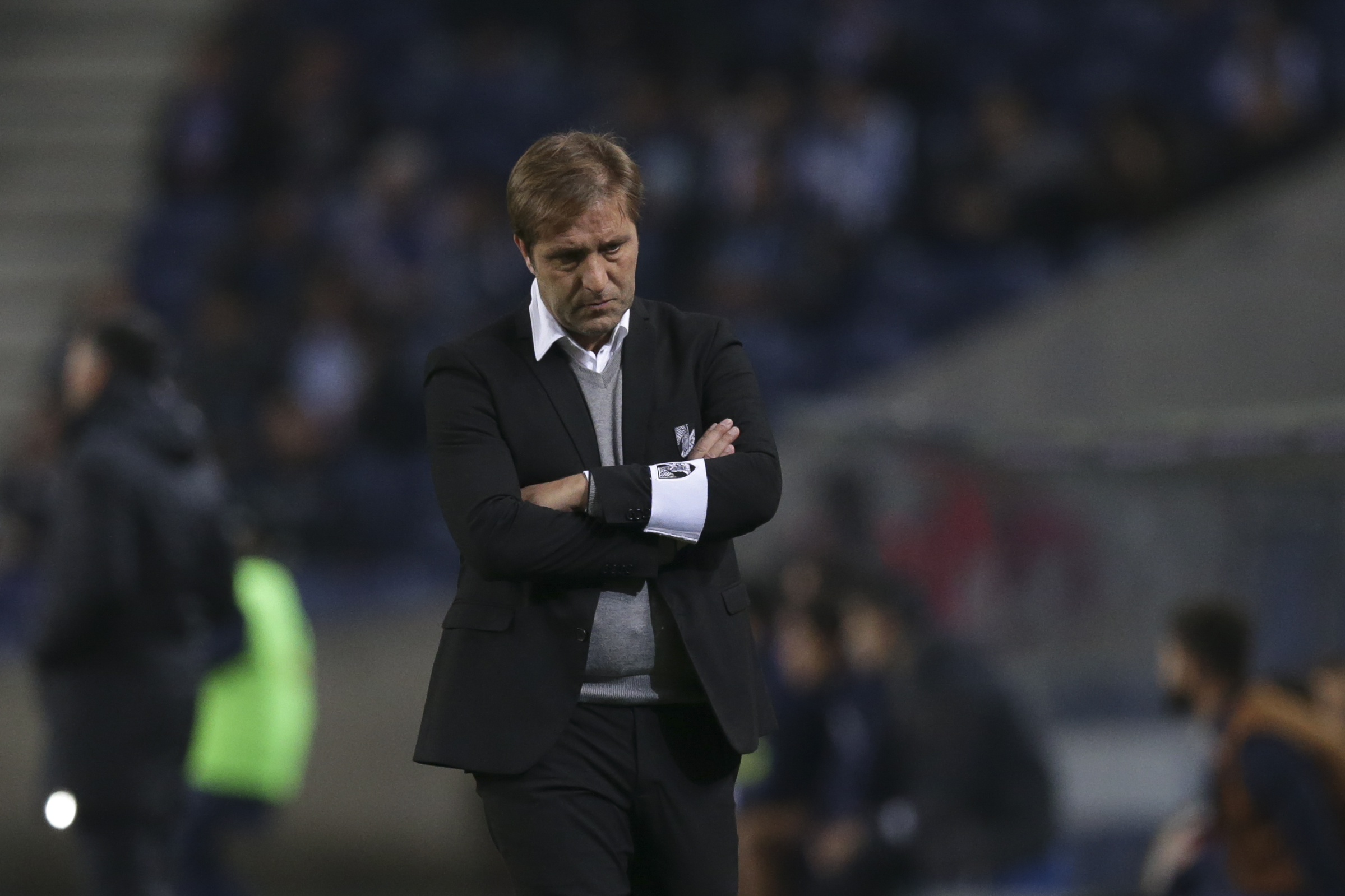 Vitória de Guimarães: Pedro Martins diz que episódio com adeptos no treino foi “infeliz”