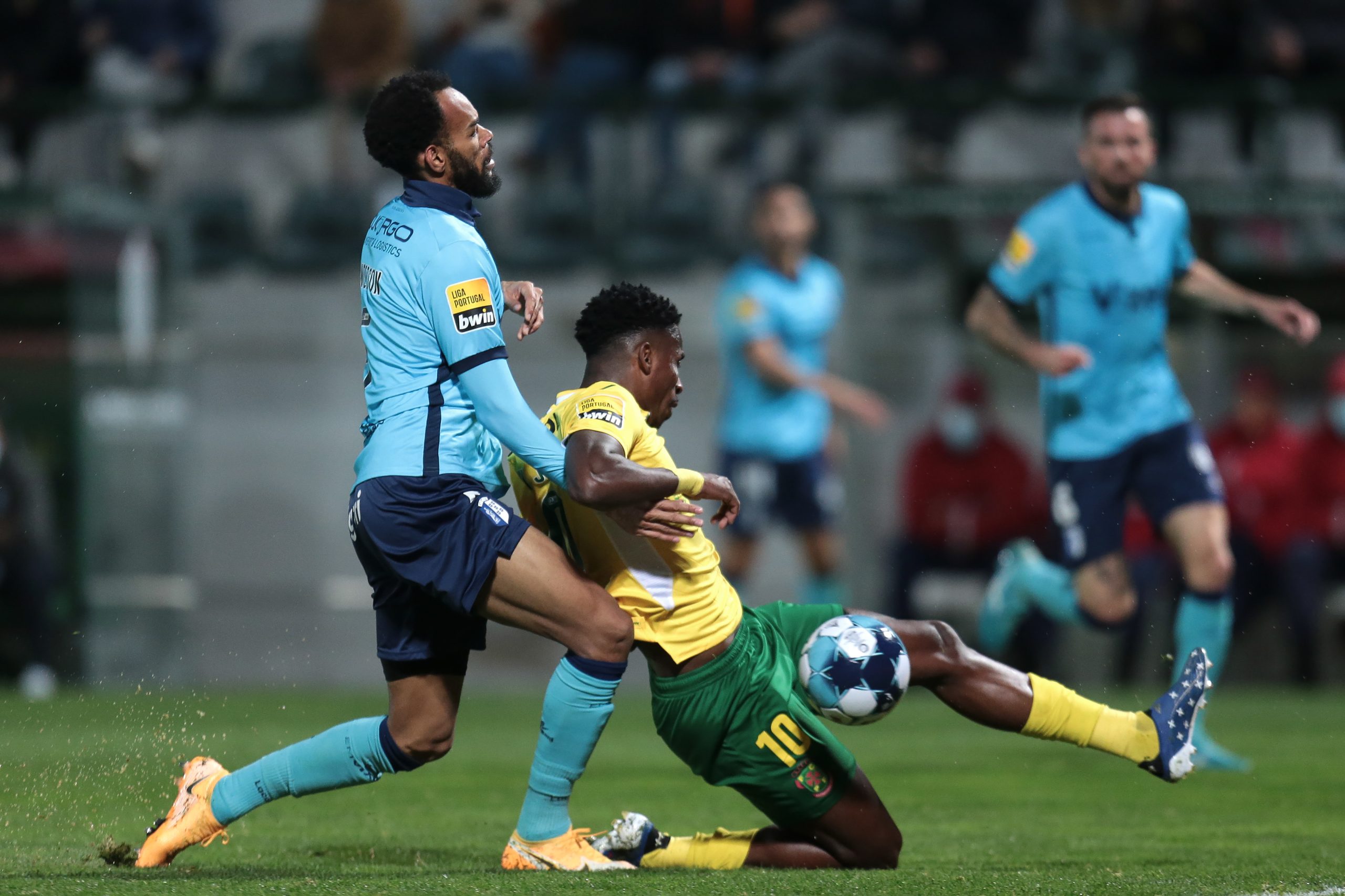Paços de Ferreira vence Vizela e regressa aos triunfos na I Liga