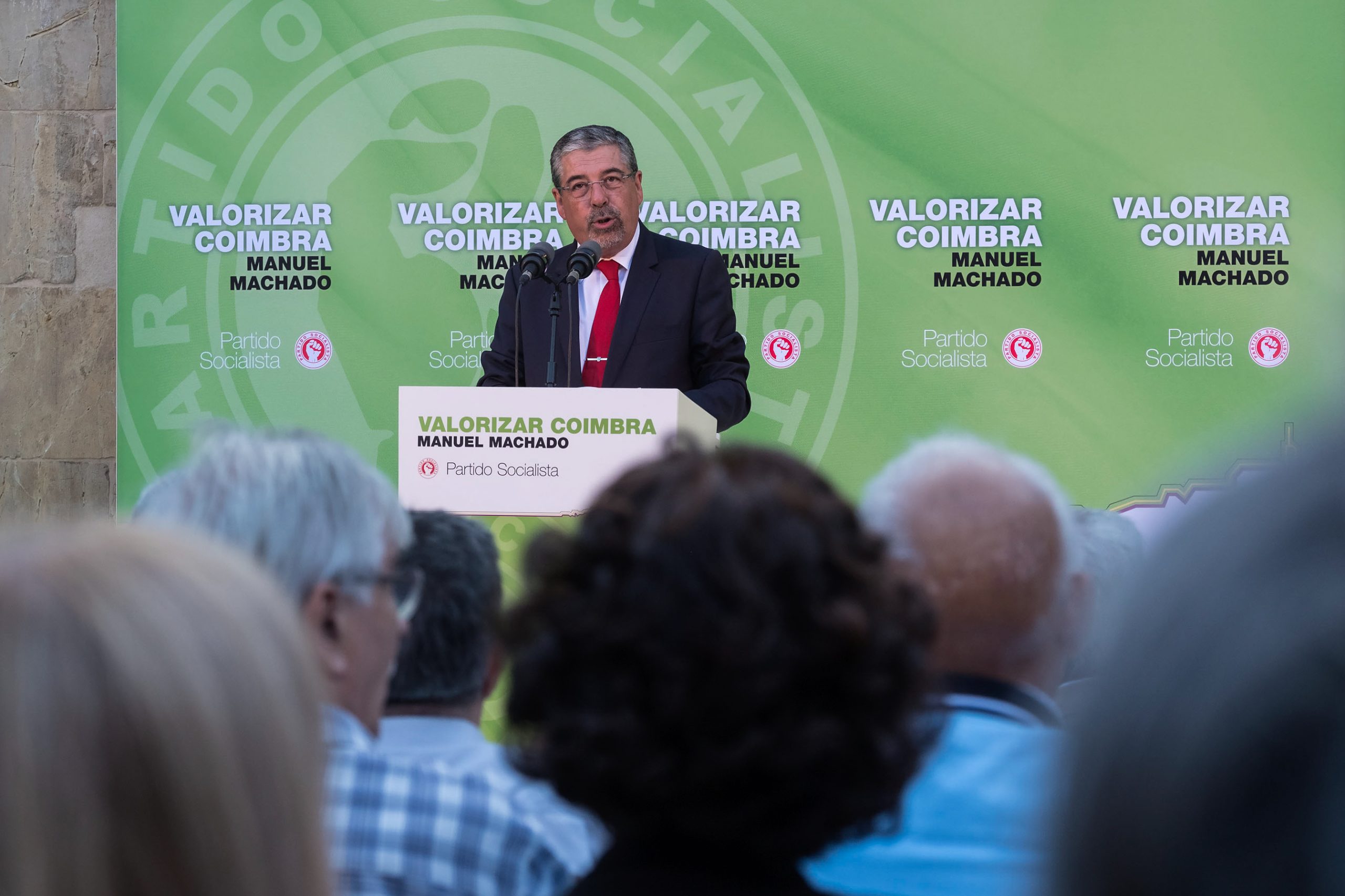 Presidente da Câmara promete avançar de imediato com aeroporto em Coimbra