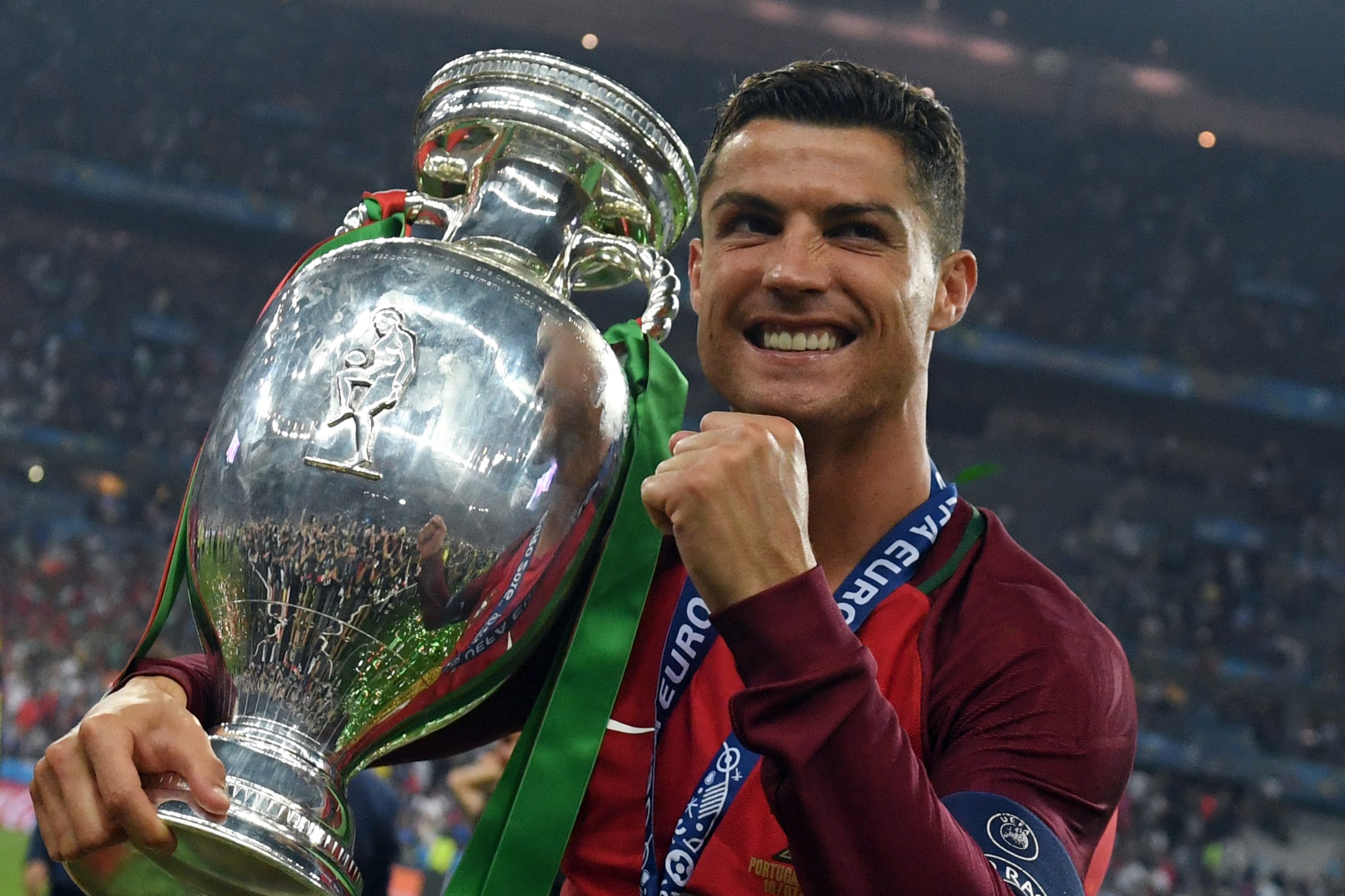 Cristiano Ronaldo eleito o melhor do mundo pela Globe Soccer