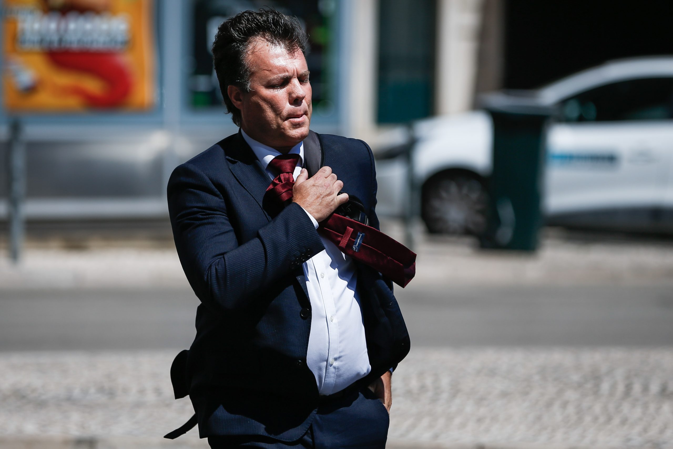 Líder do PDR anuncia candidatura “ao centro” para as presidenciais