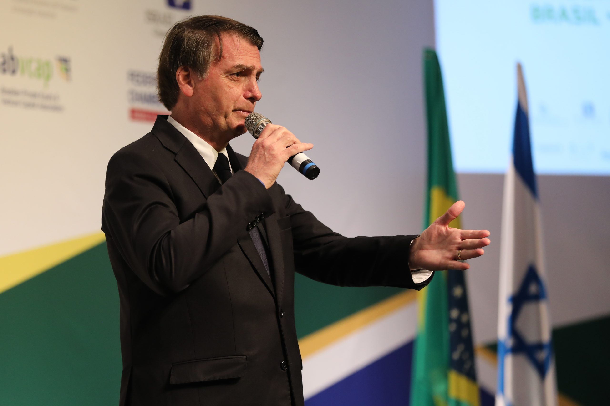 Bolsonaro diz que o Brasil passou a votar na ONU de acordo com a Bíblia