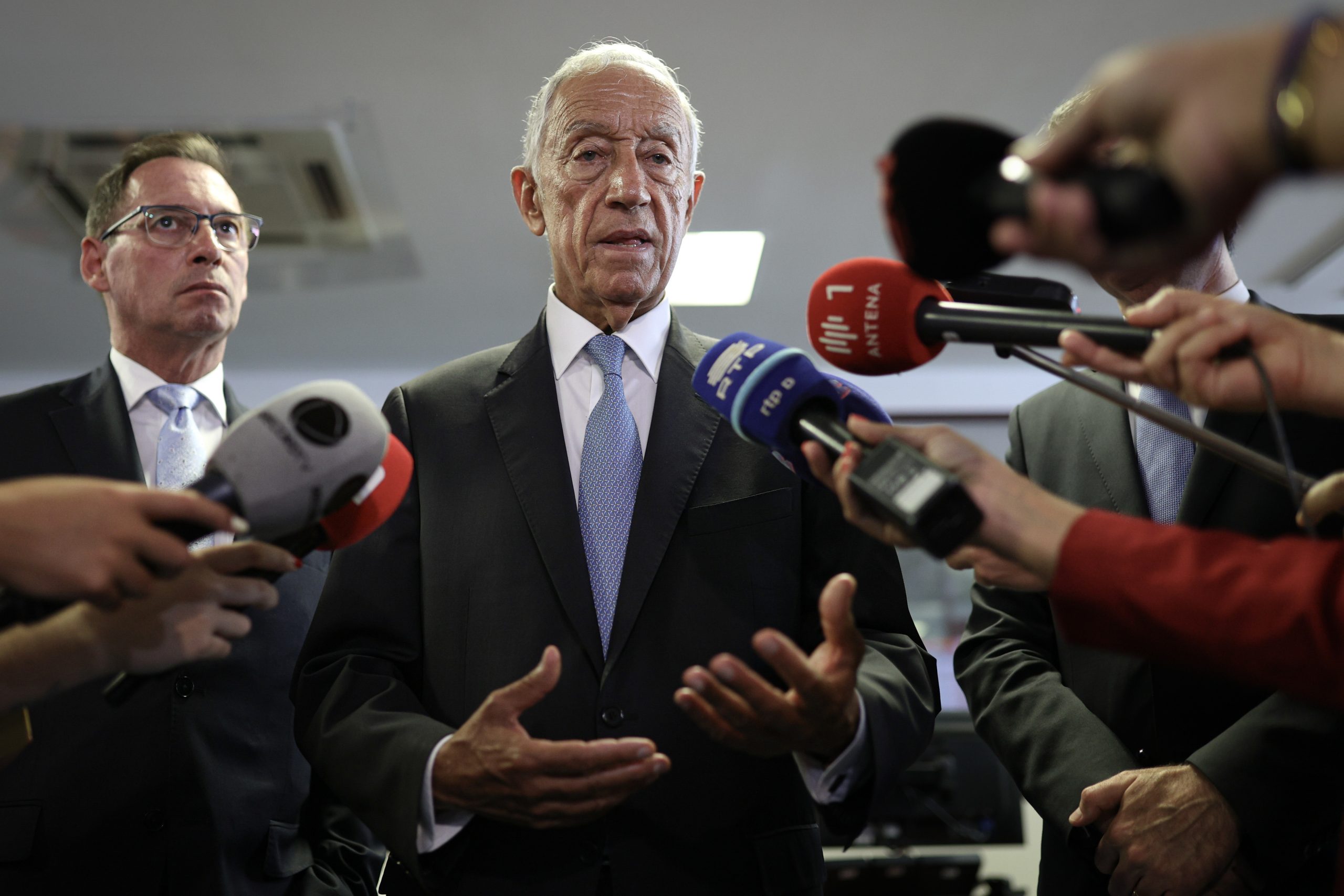 Marcelo e MAI reuniram-se com a Autoridade Nacional de Proteção Civil esta tarde para se inteirar “do ponto da situação provocada pela tempestade Kristin”