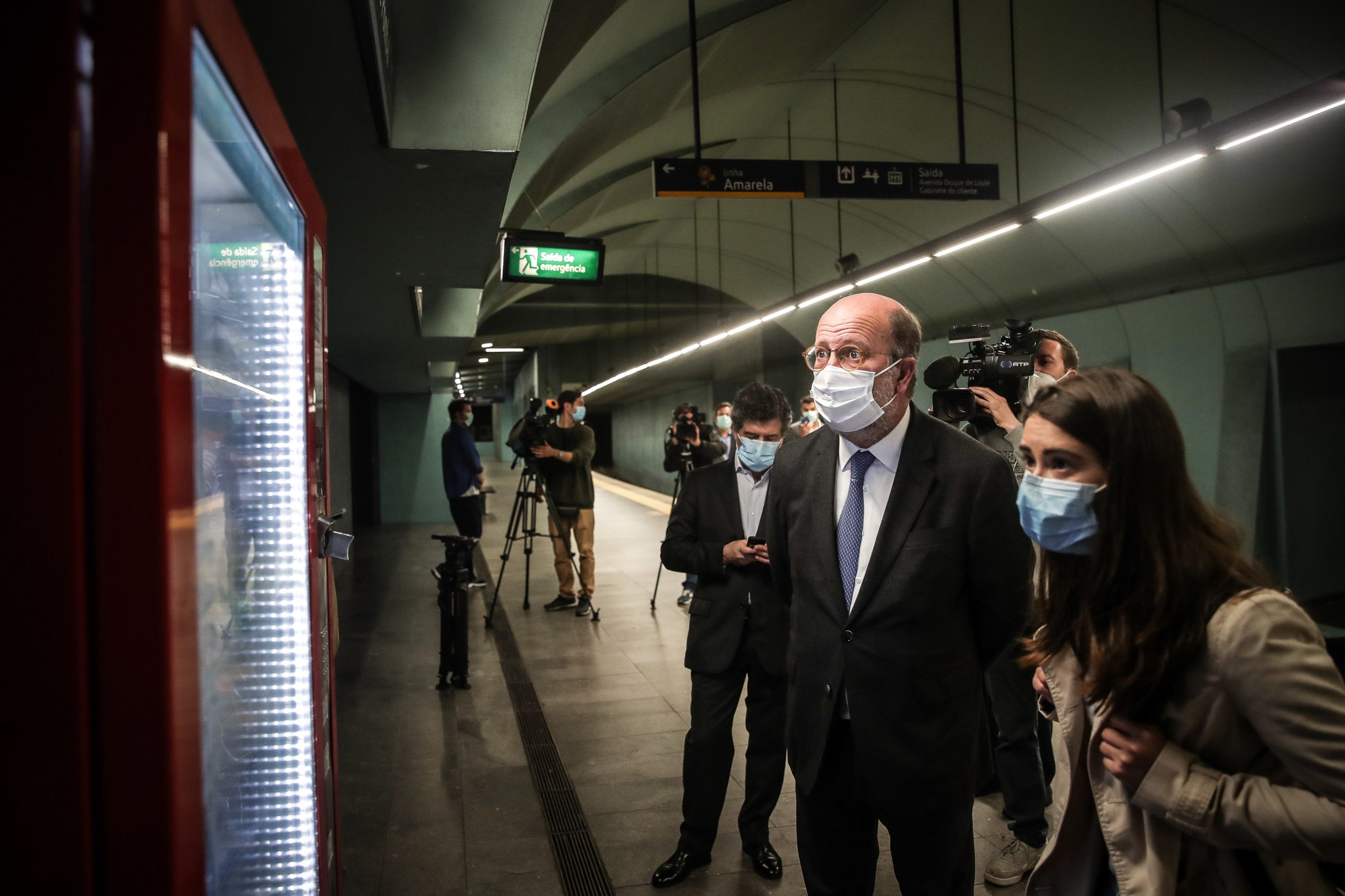 “Esta é a primeira manhã de stress e que está a correr muito bem”. Ministro do Ambiente destaca cumprimento do uso de máscara nos transportes públicos