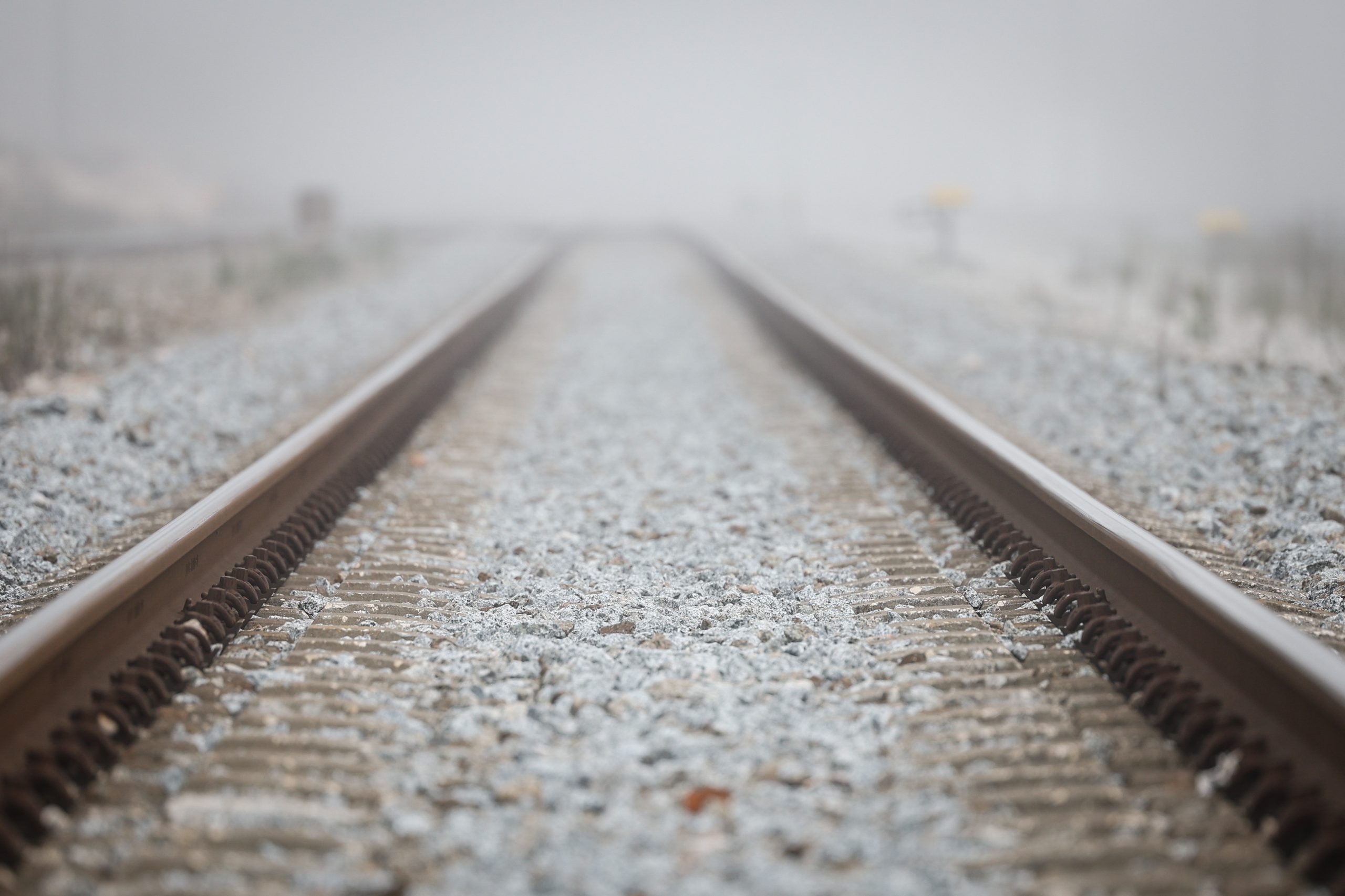 Espanha. Relatório aponta fissura num carril como provável causa de acidente ferroviário