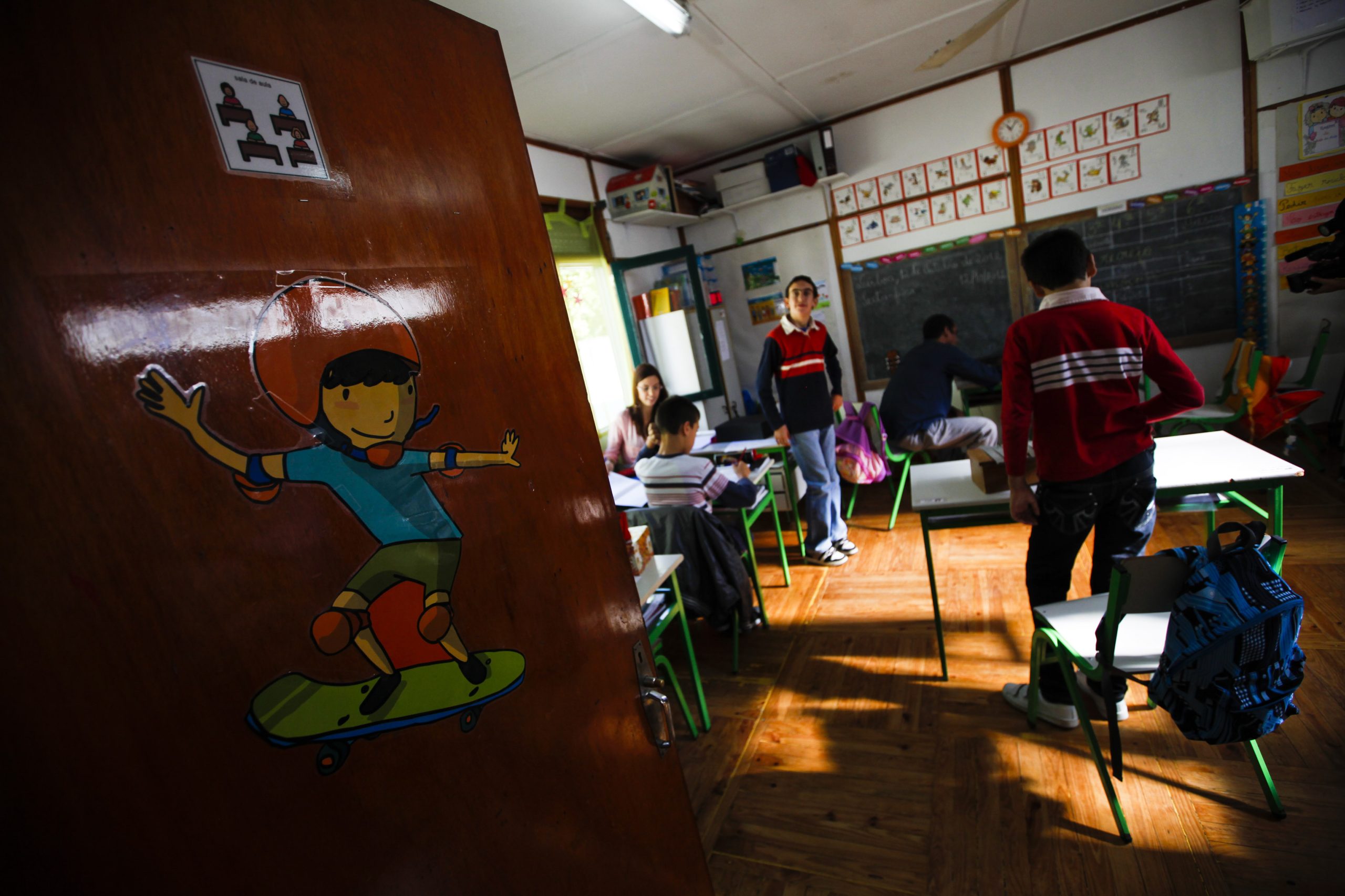 “Estado da Educação 2016”: Ensino público perdeu mais de 30 mil professores numa década