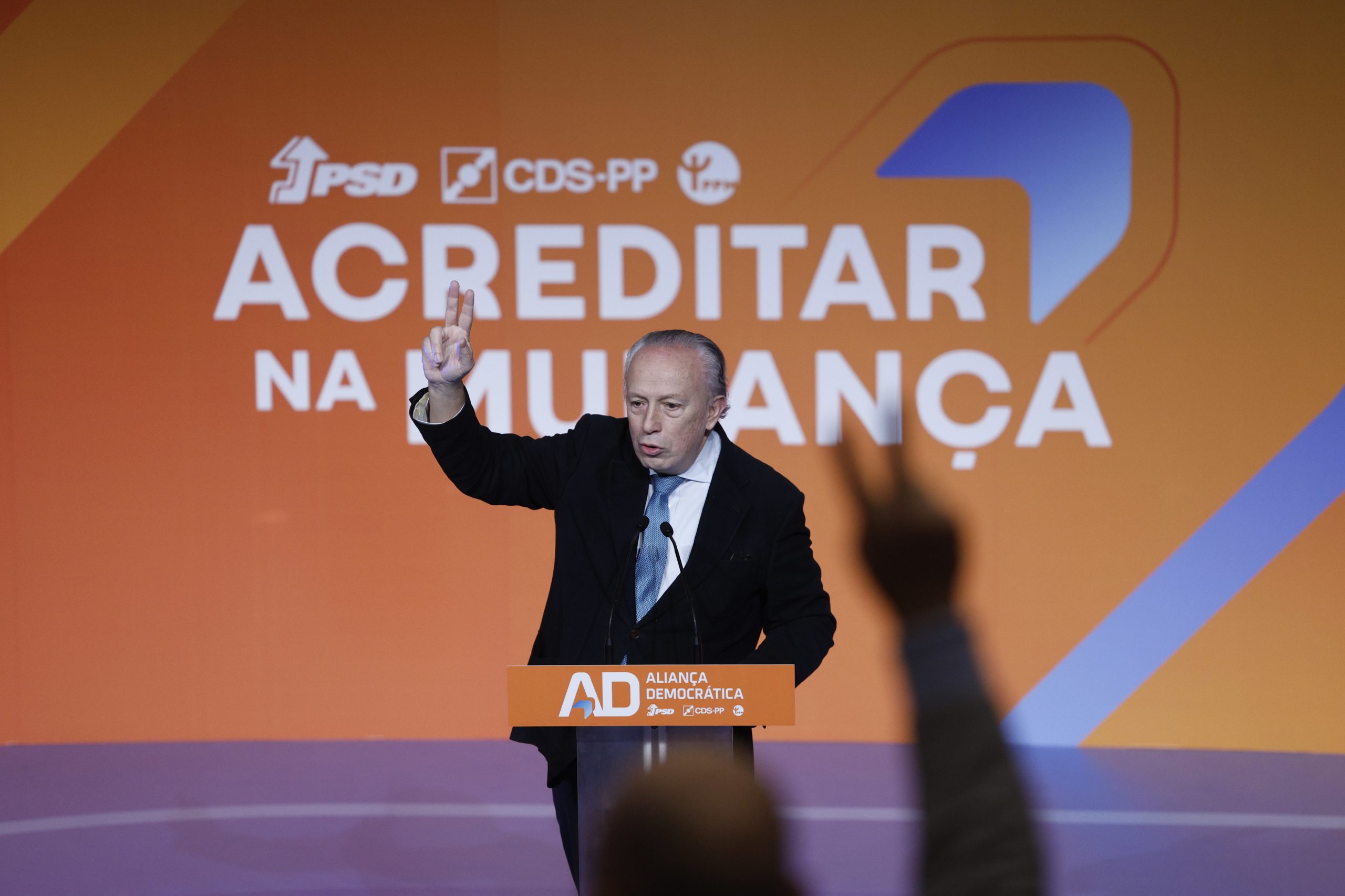PSD aprova apoio à candidatura de Santana Lopes à Figueira da Foz