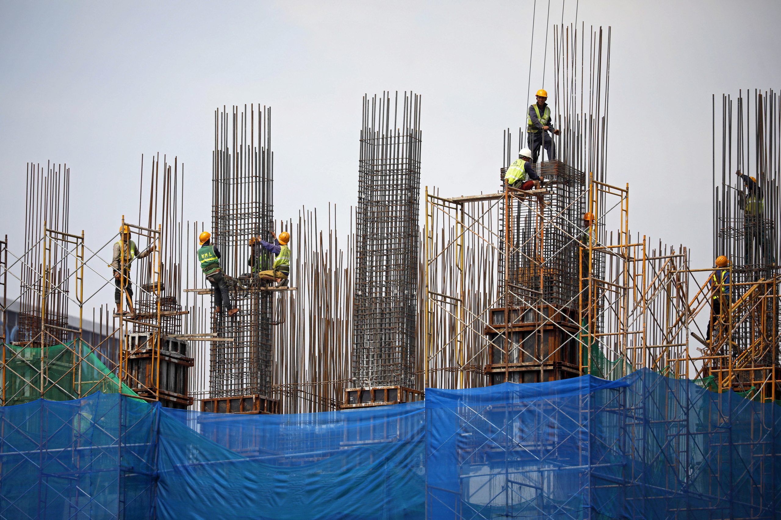 Federação de sindicatos da construção pede defesa da saúde e garantia de salários