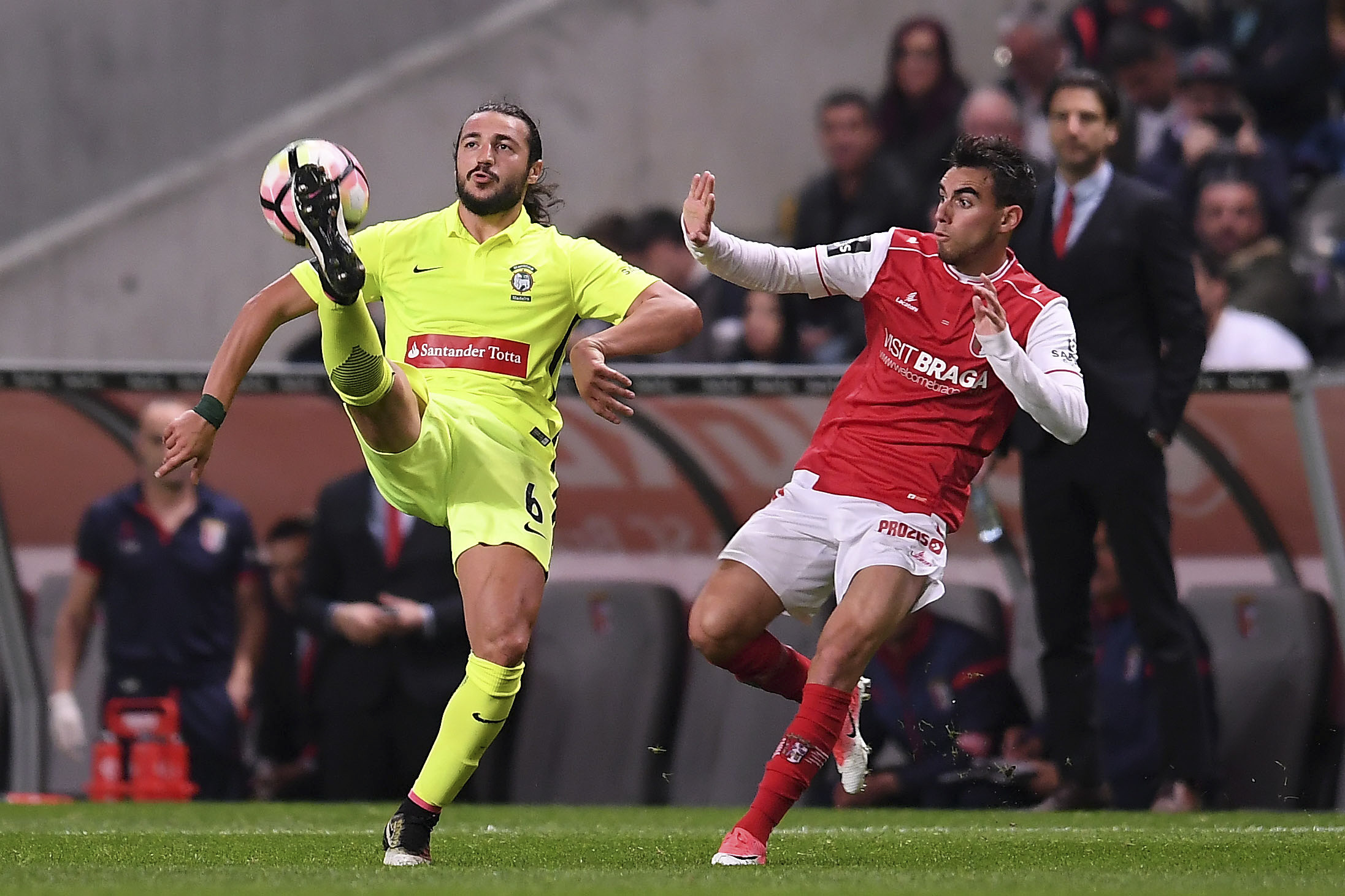 Marítimo arranca empate em Braga após estar a perder por 3-0 aos 25 minutos
