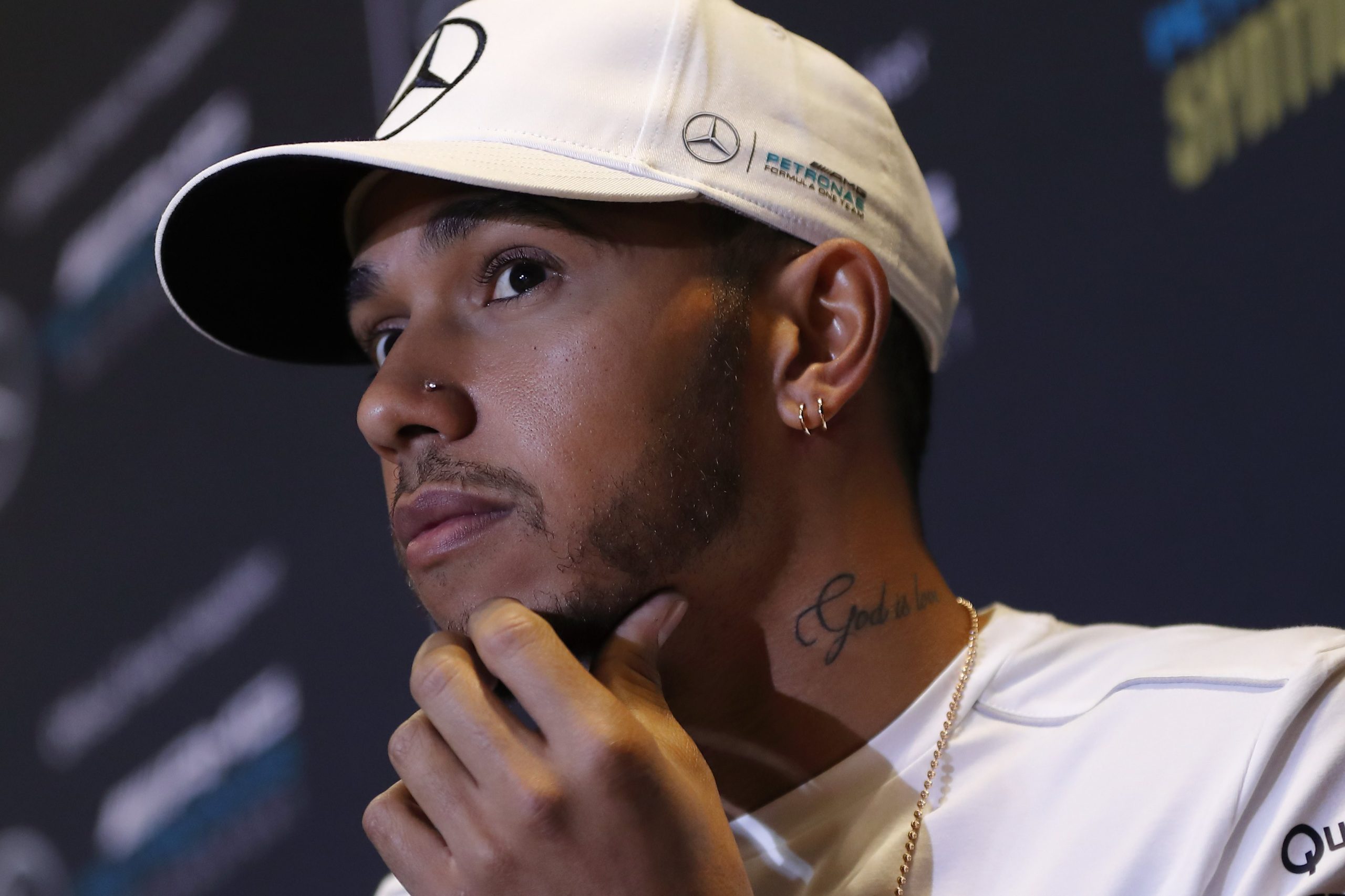 F1: Equipa de Hamilton foi assaltada em São Paulo por homens armados