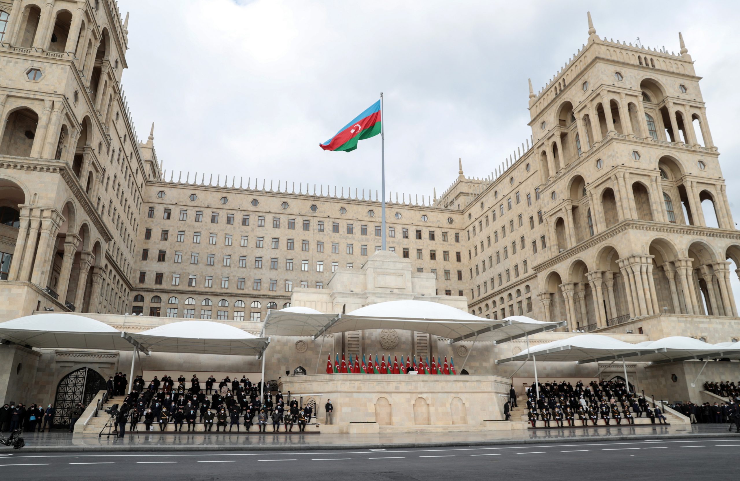 Arménios denunciam ataque do Azerbaijão