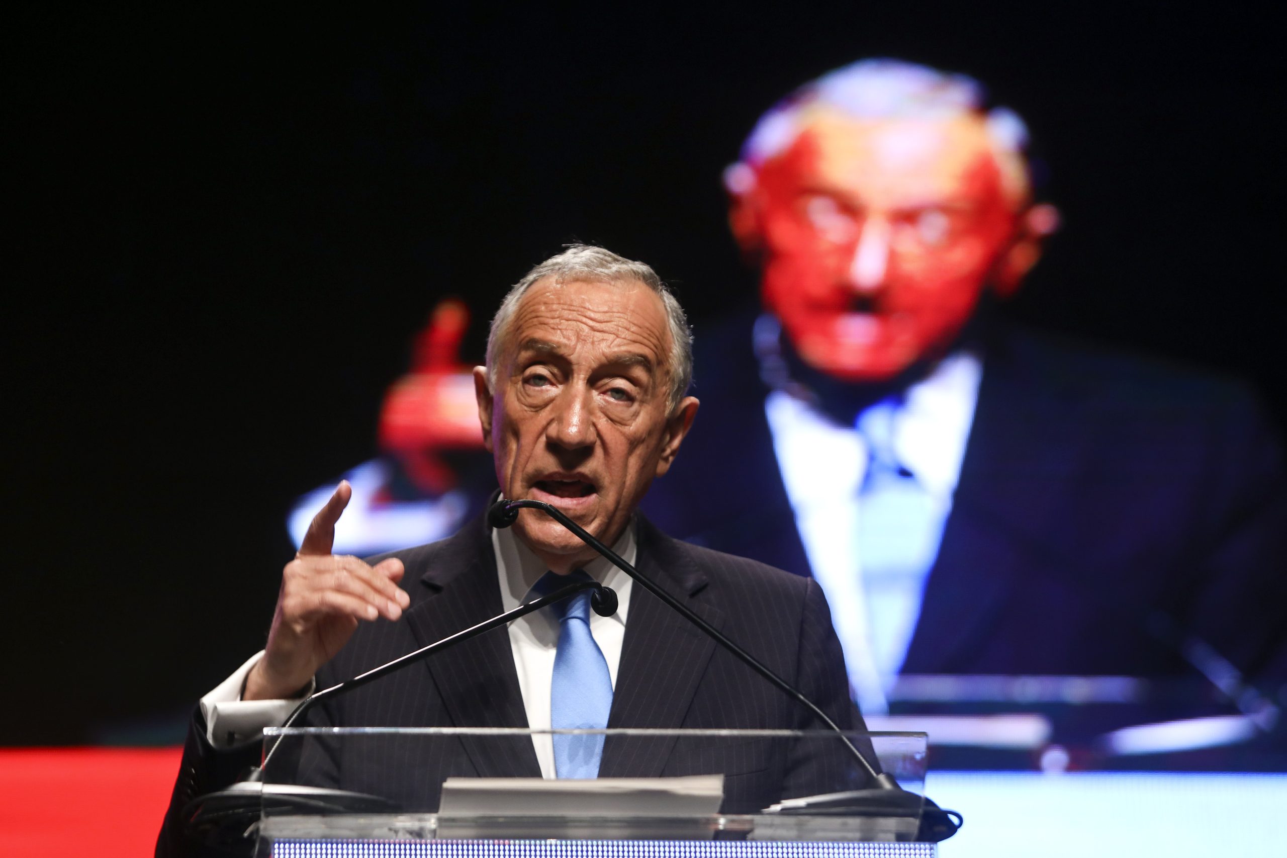Marcelo congratula-se com “boas notícias” em matéria de crescimento e emprego