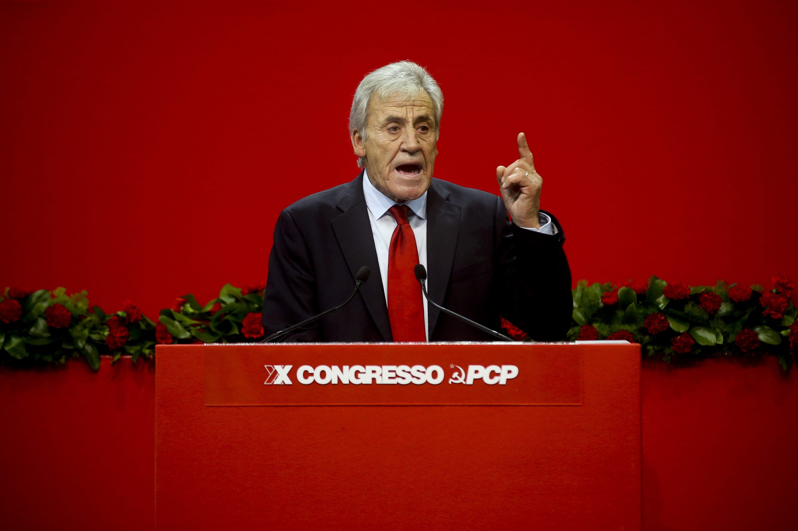 O PCP de sempre, sem ilusões. Jerónimo abre o Congresso com a Europa na mira e Posição Conjunta no bolso