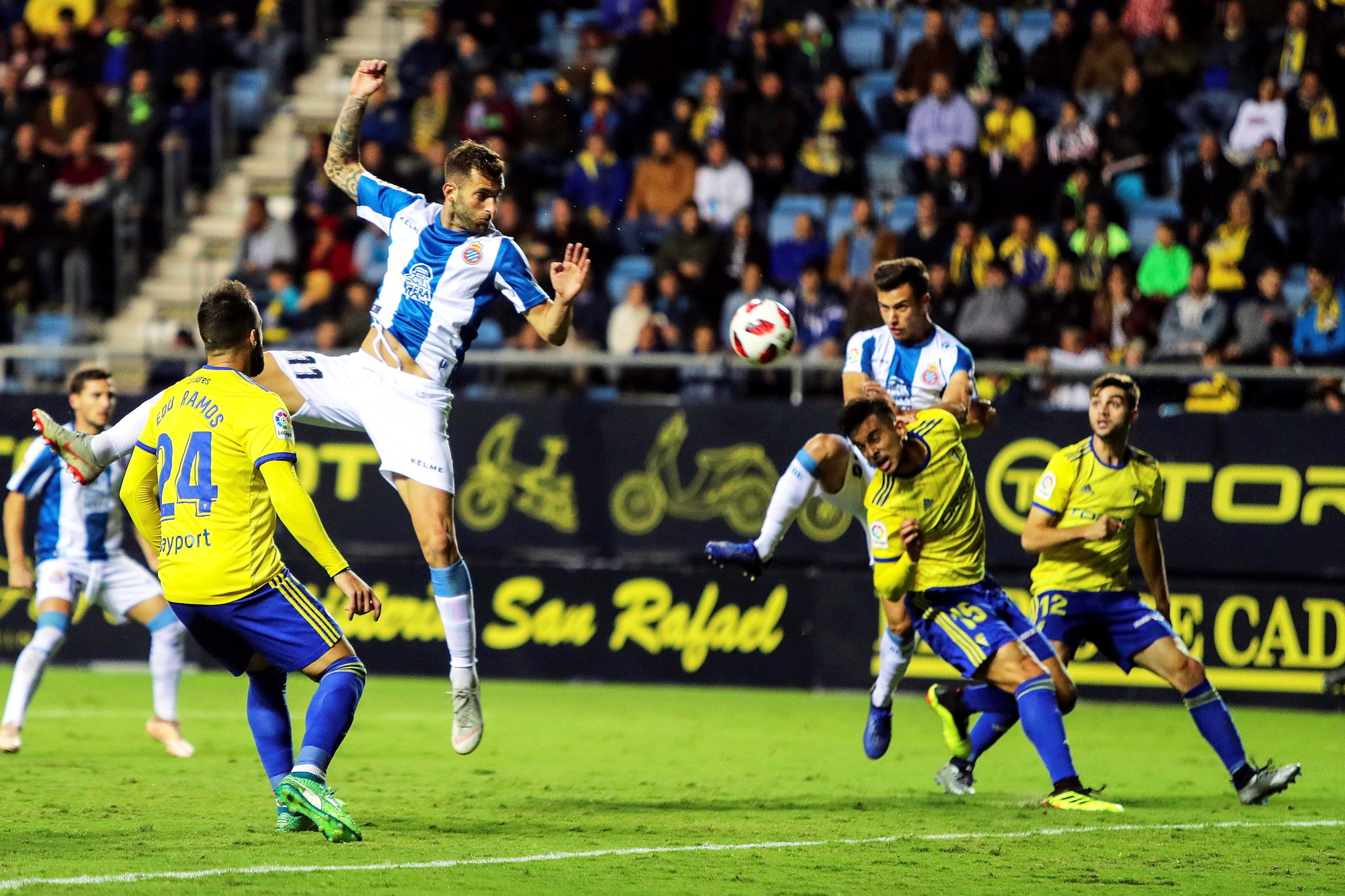 Sevilha e Espanyol ‘complicam’ na Taça do Rei de Espanha