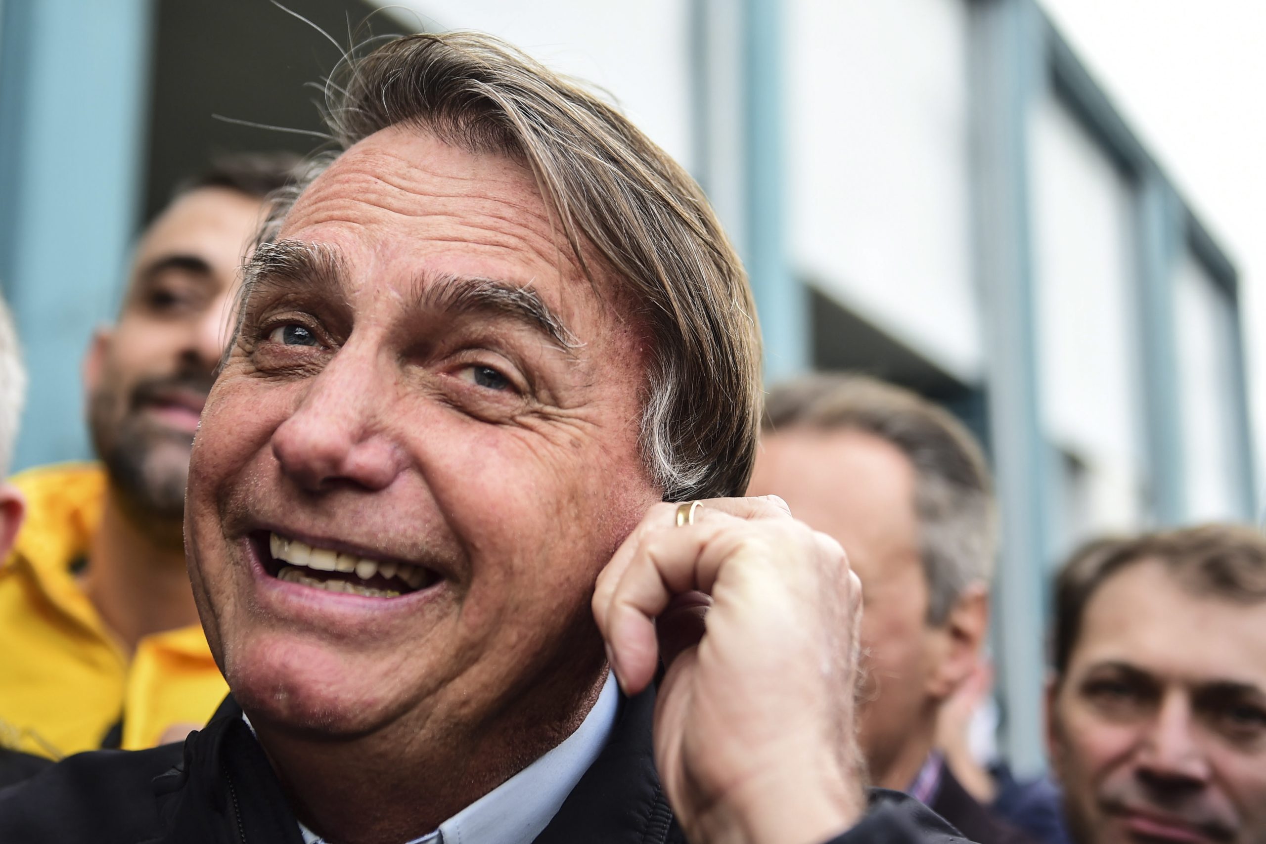 Bolsonaro é internado em São Paulo para cirurgia