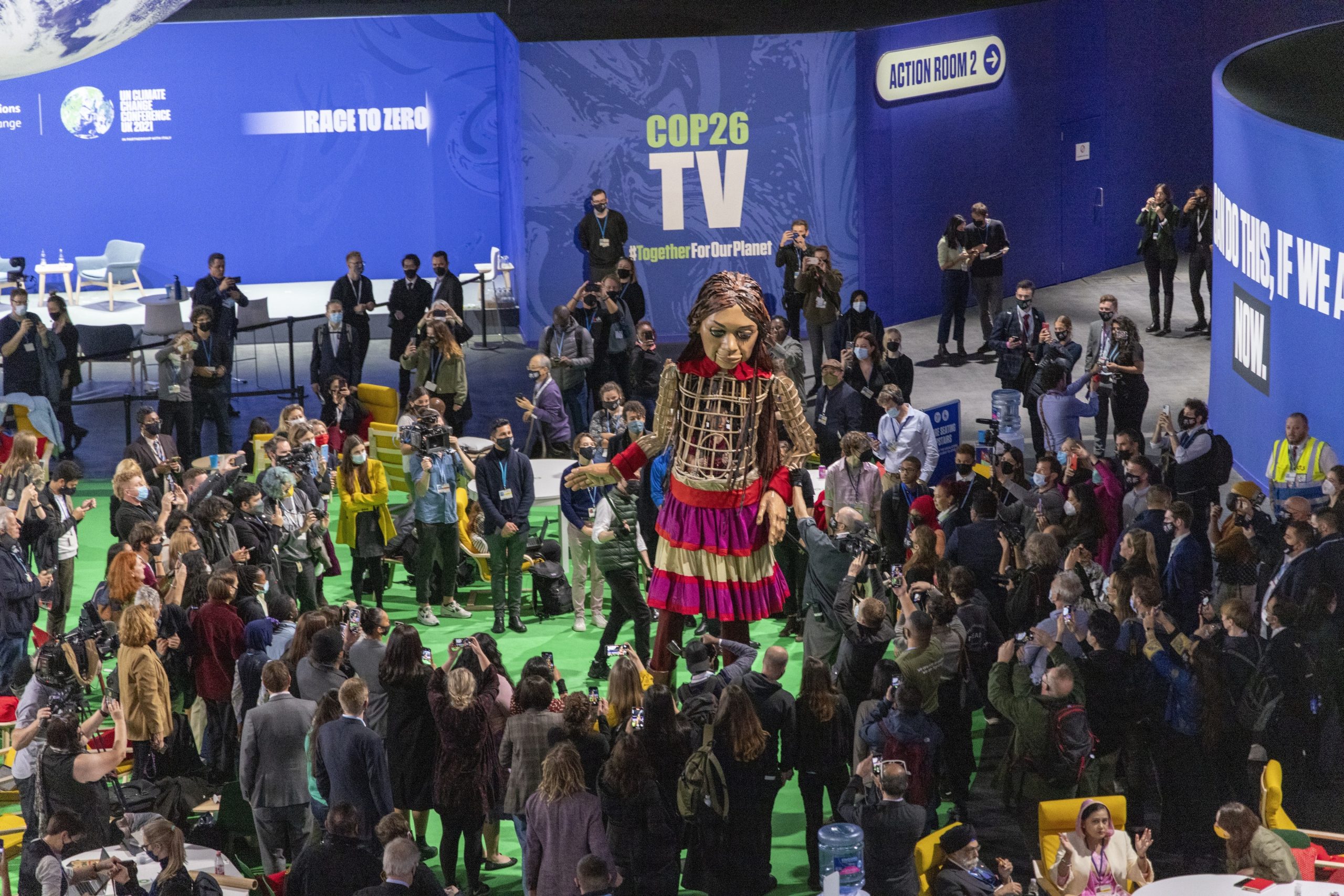 COP26: Falhar cimeira é colocar em risco mais de 1,2 mil milhões de jovens