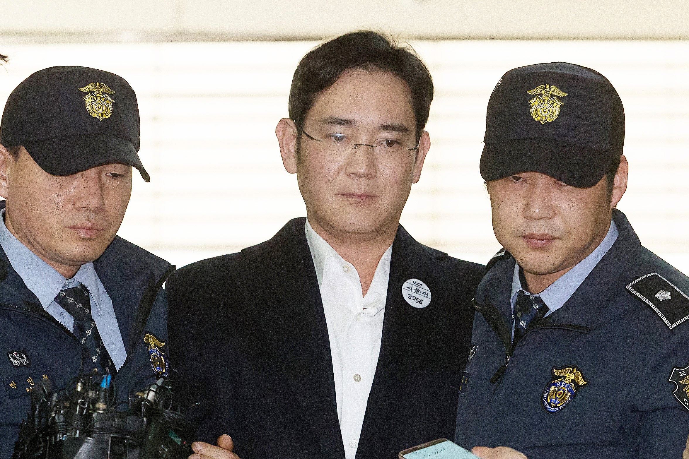 Vice-presidente da Samsung condenado a cinco anos de prisão