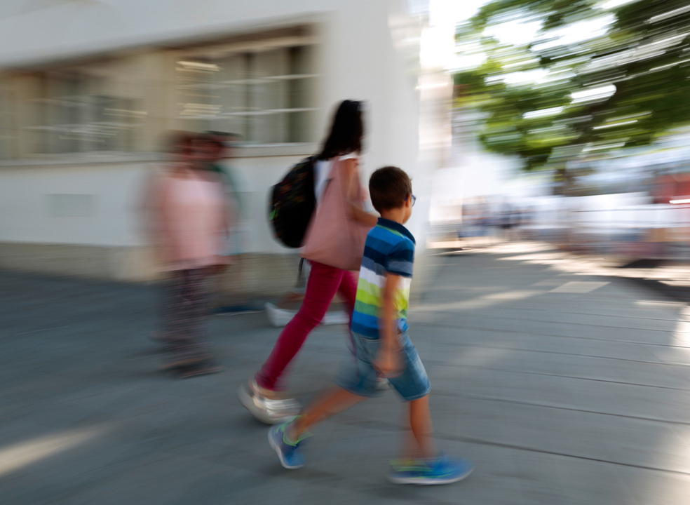 Covid-19: Pais recusam que filhos possam ter aulas presenciais em maio