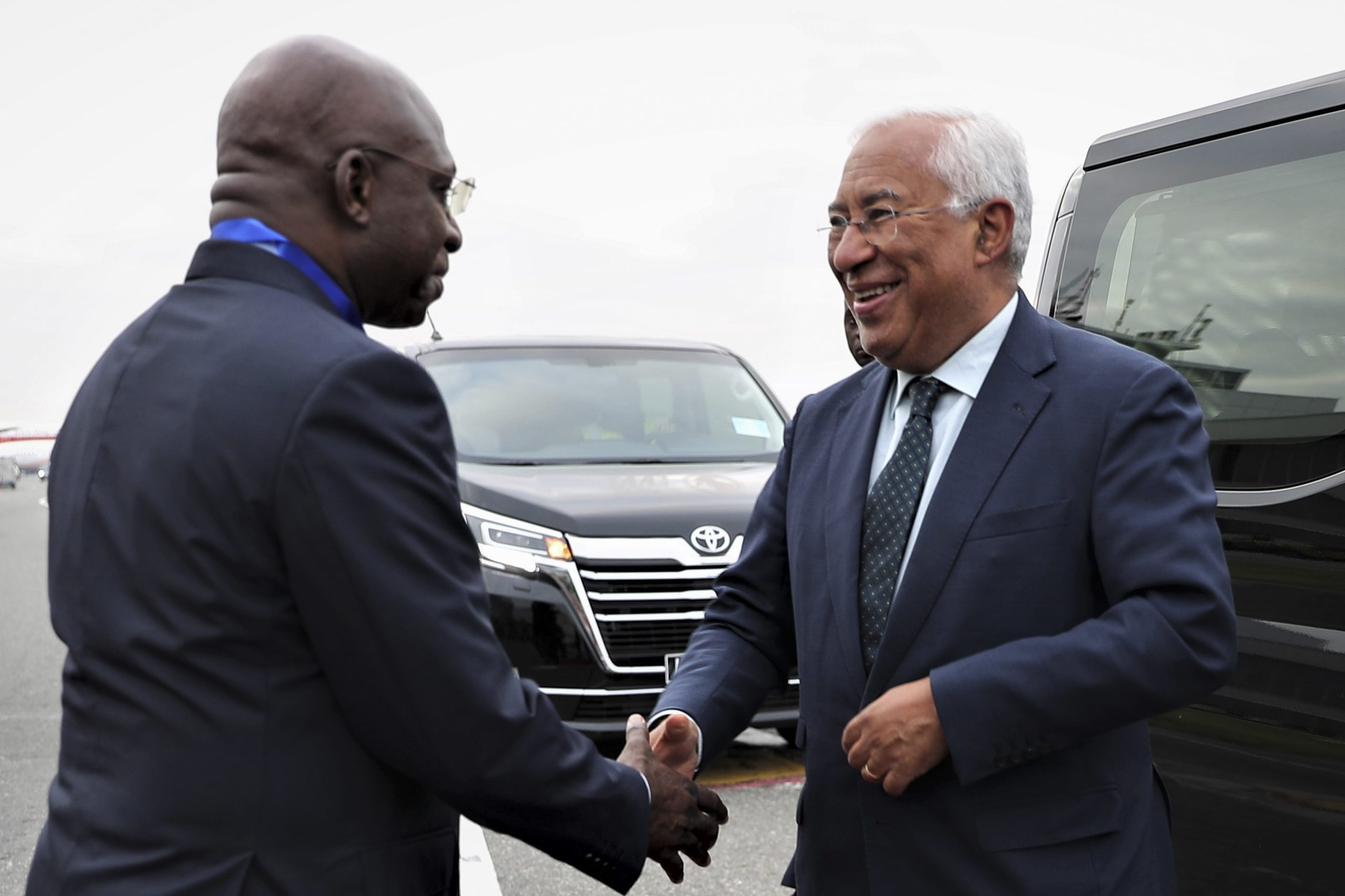 Governos de Portugal e Angola assinaram treze acordos de cooperação bilateral