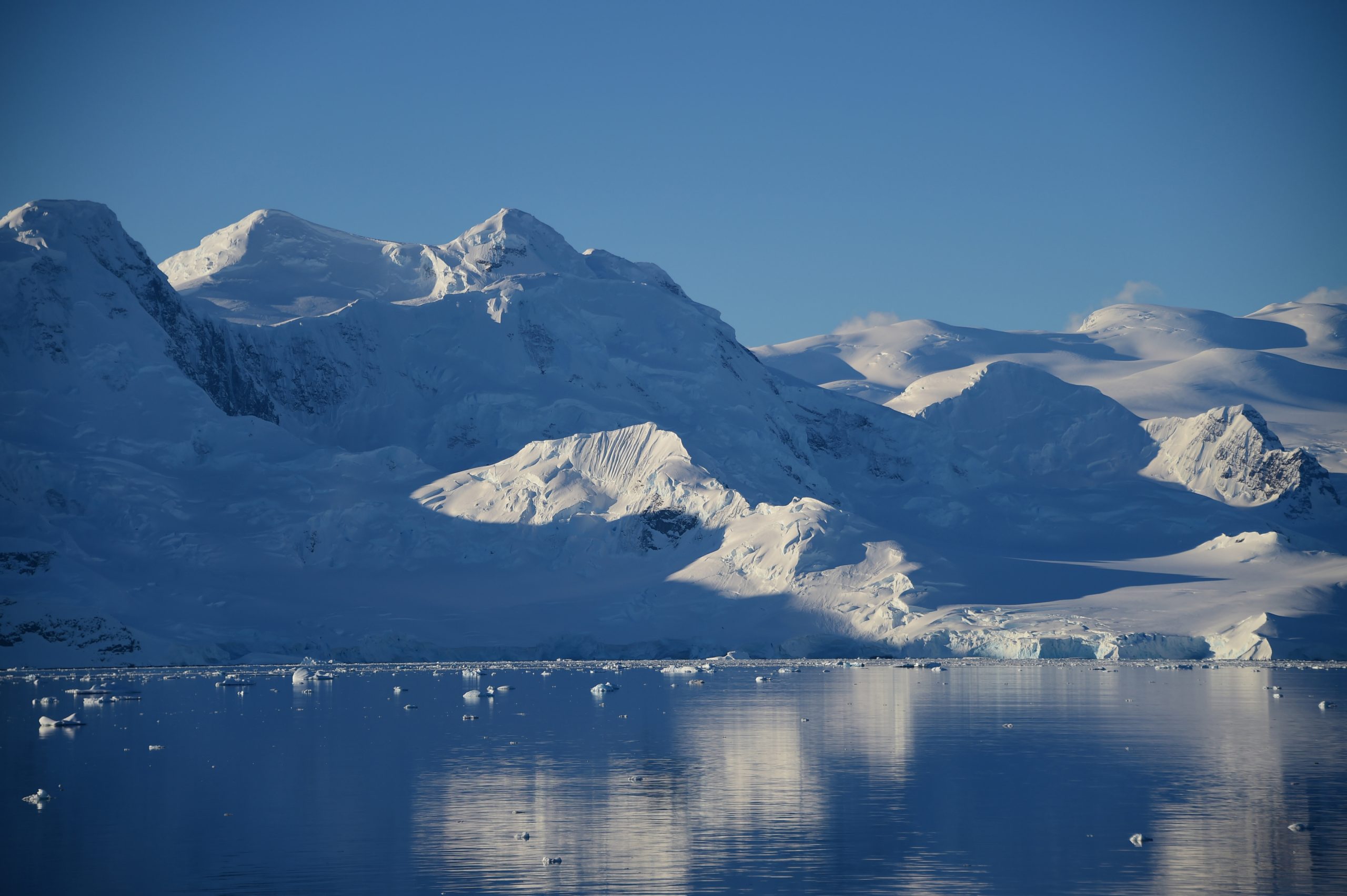 Mar de Amundsen perdeu 3.000 milhões de toneladas de gelo em 25 anos